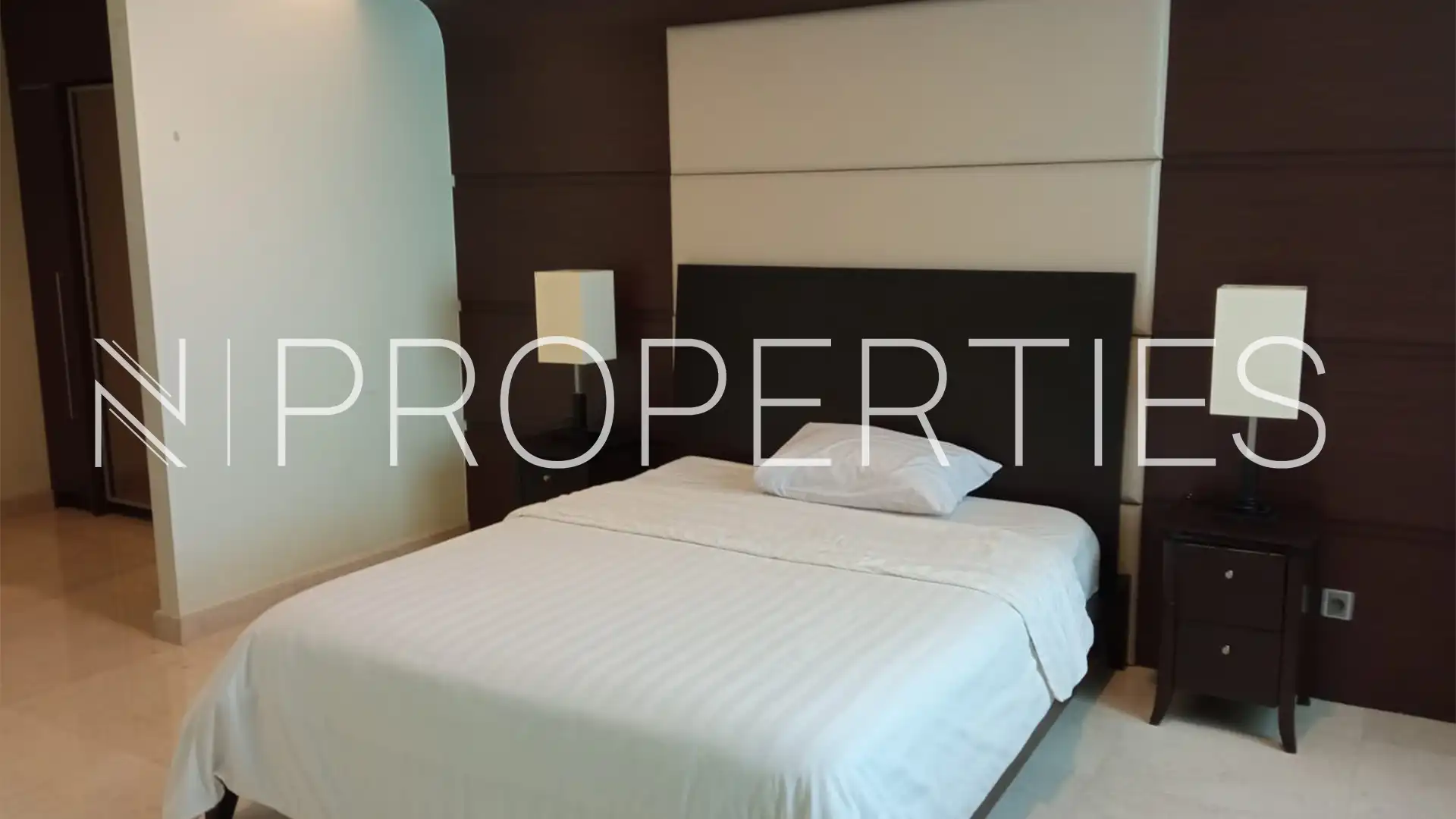 Pondok Indah Golf Apartment – Luxury 4BR Residence