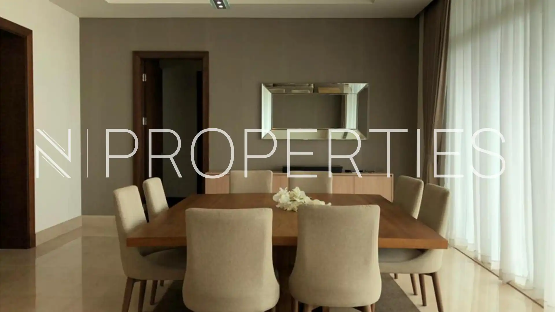 Expansive 4BR Residence – Pondok Indah Golf Apartment