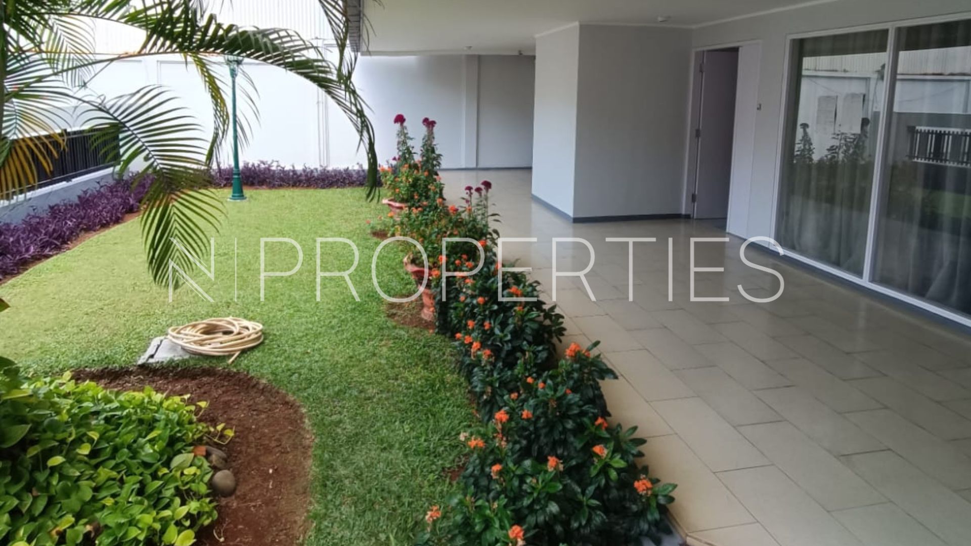 Cipete – Well Balanced 4BR House