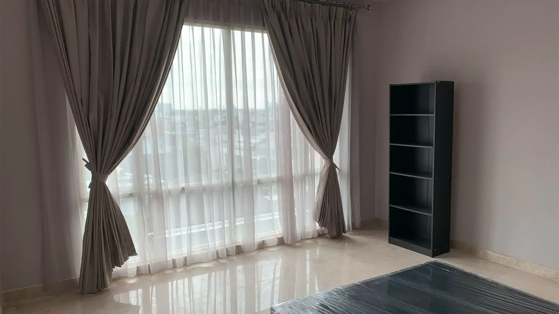 Efficient 3BR Residence – Senayan Residence