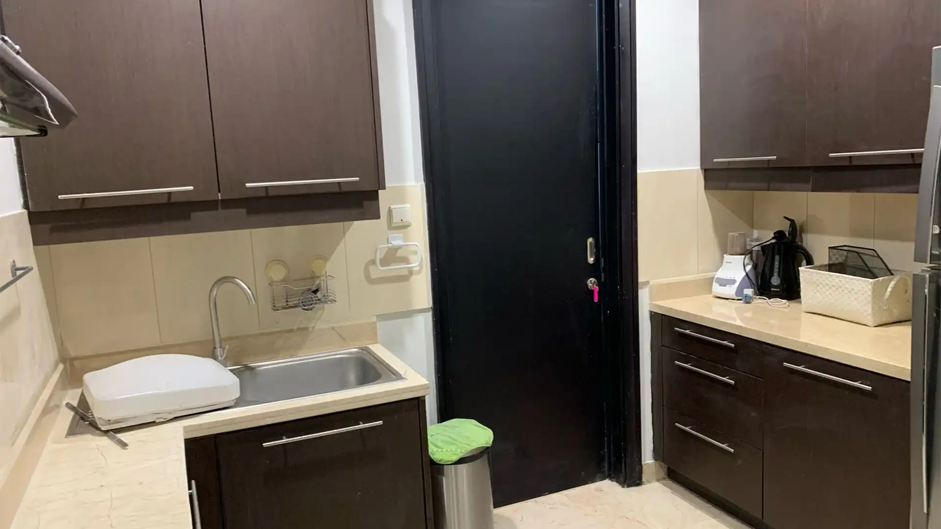 Efficient 3BR Residence – Senayan Residence