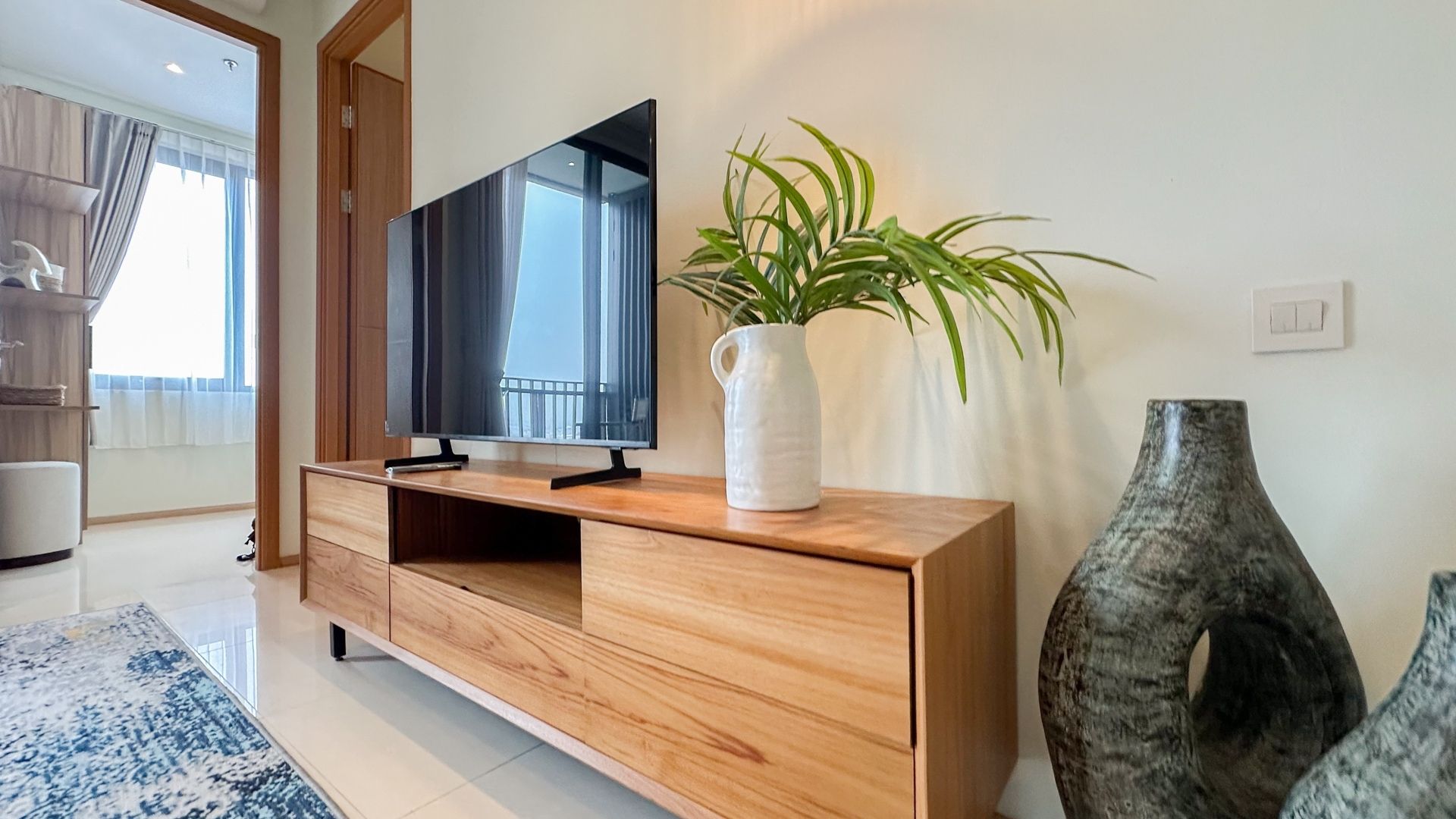 Walkable LRT Access at Samara Suites