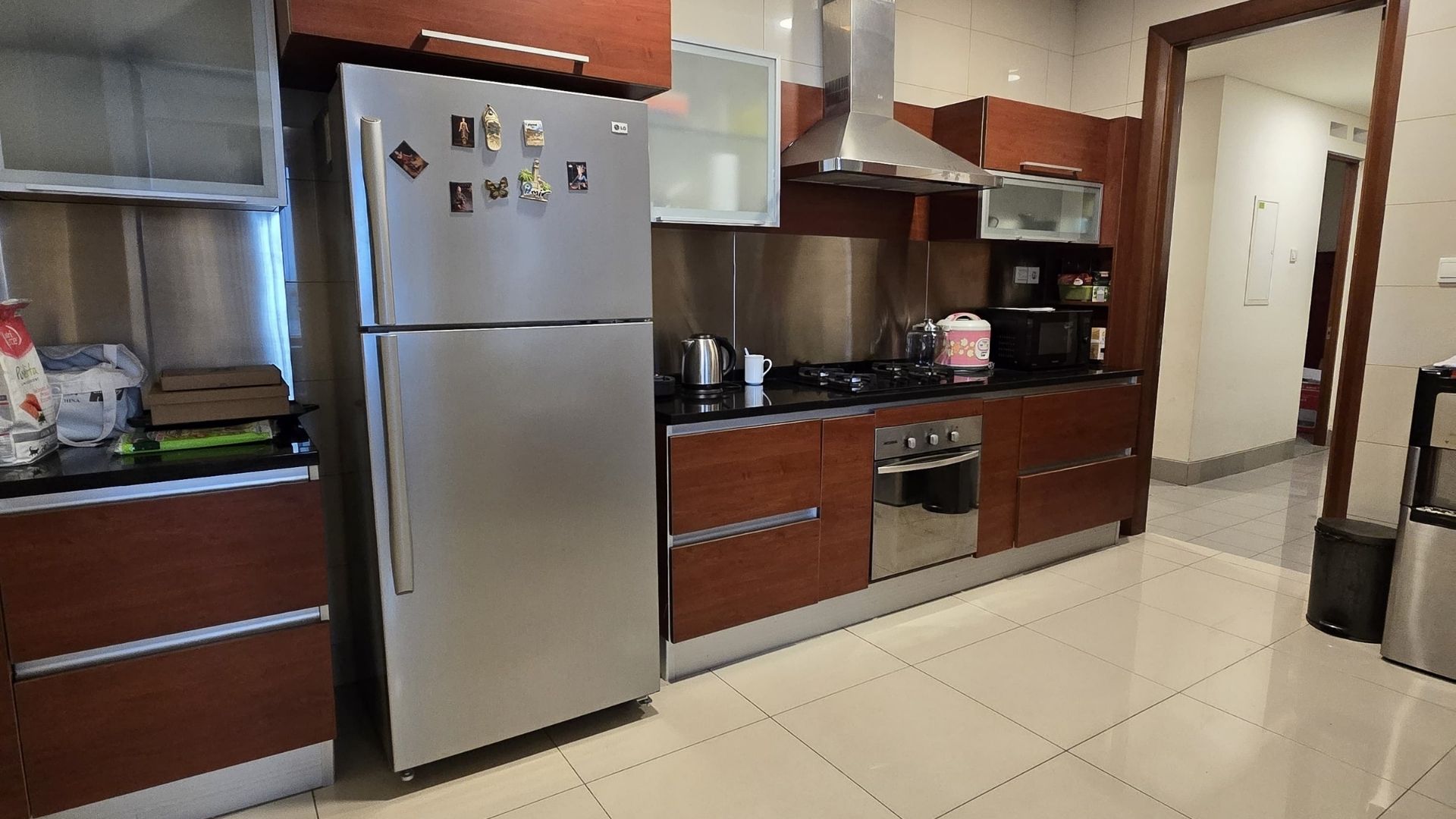 Senayan City Residence-3BR-Kitchen set Senayan City Residence – Premium 3BR Apartment