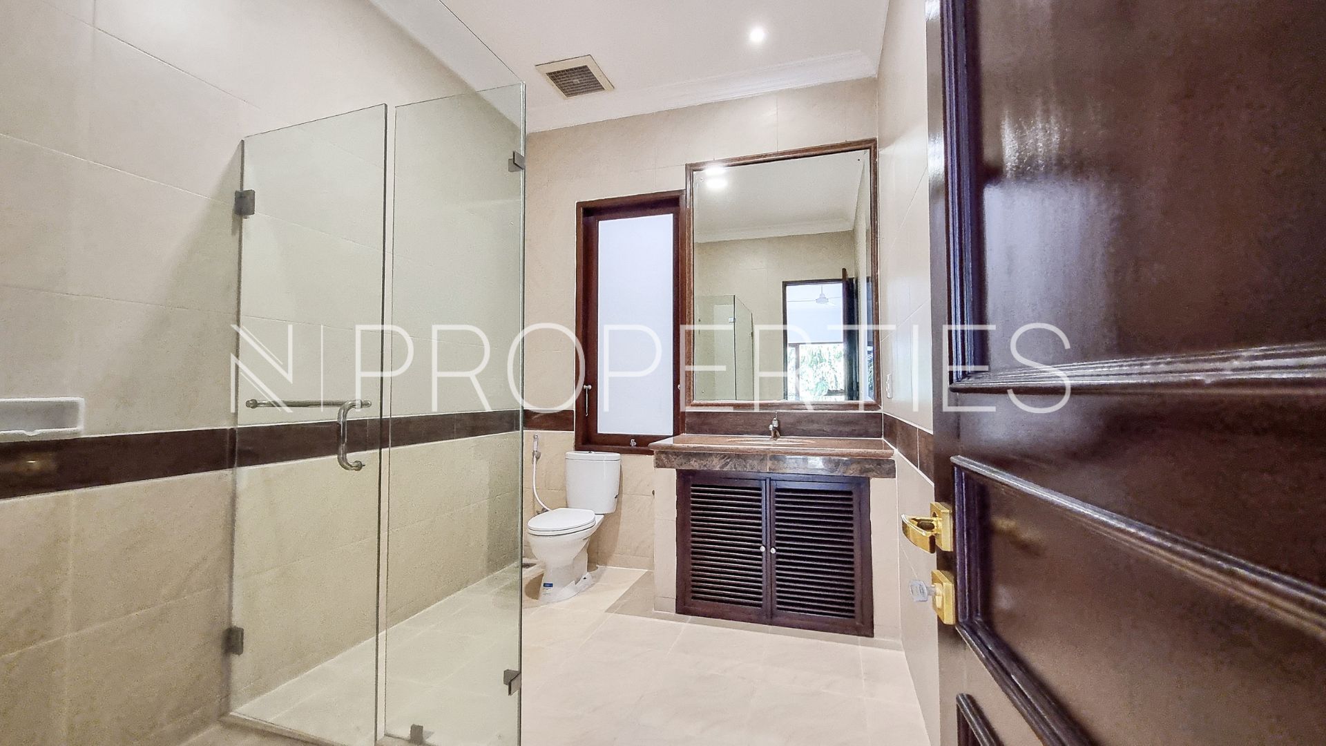 Kemang House – Modern Stylish 4BR