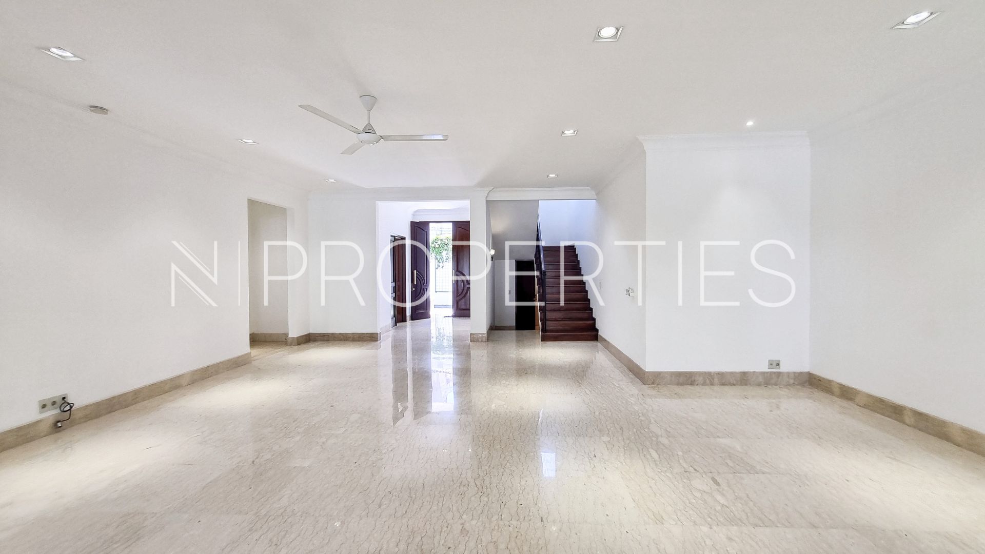 Kemang House – Modern Stylish 4BR