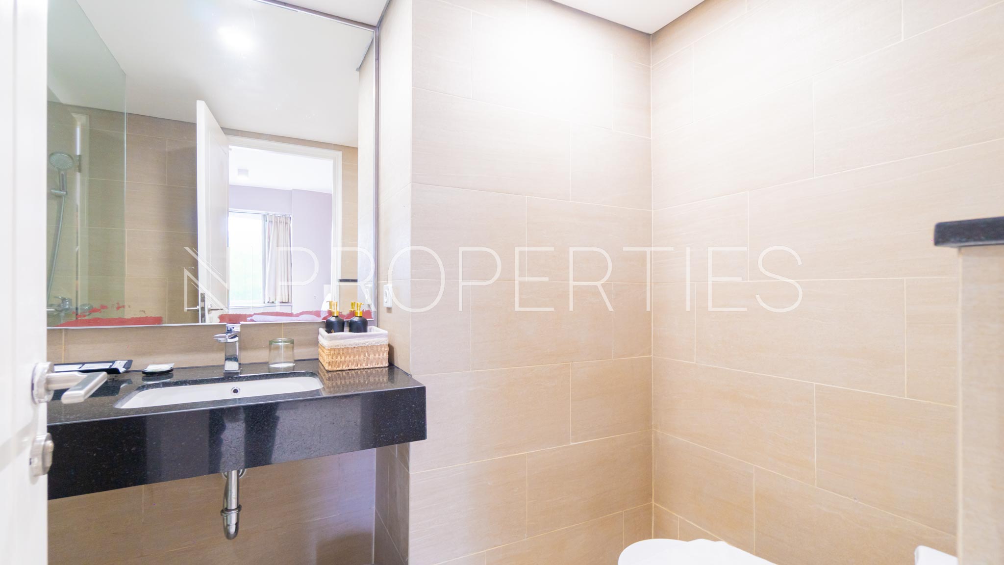 ARYADUTA SEMANGGI-2BR-BATHROOM 2 Aryaduta Semanggi – Modern Luxury 2BR Residence