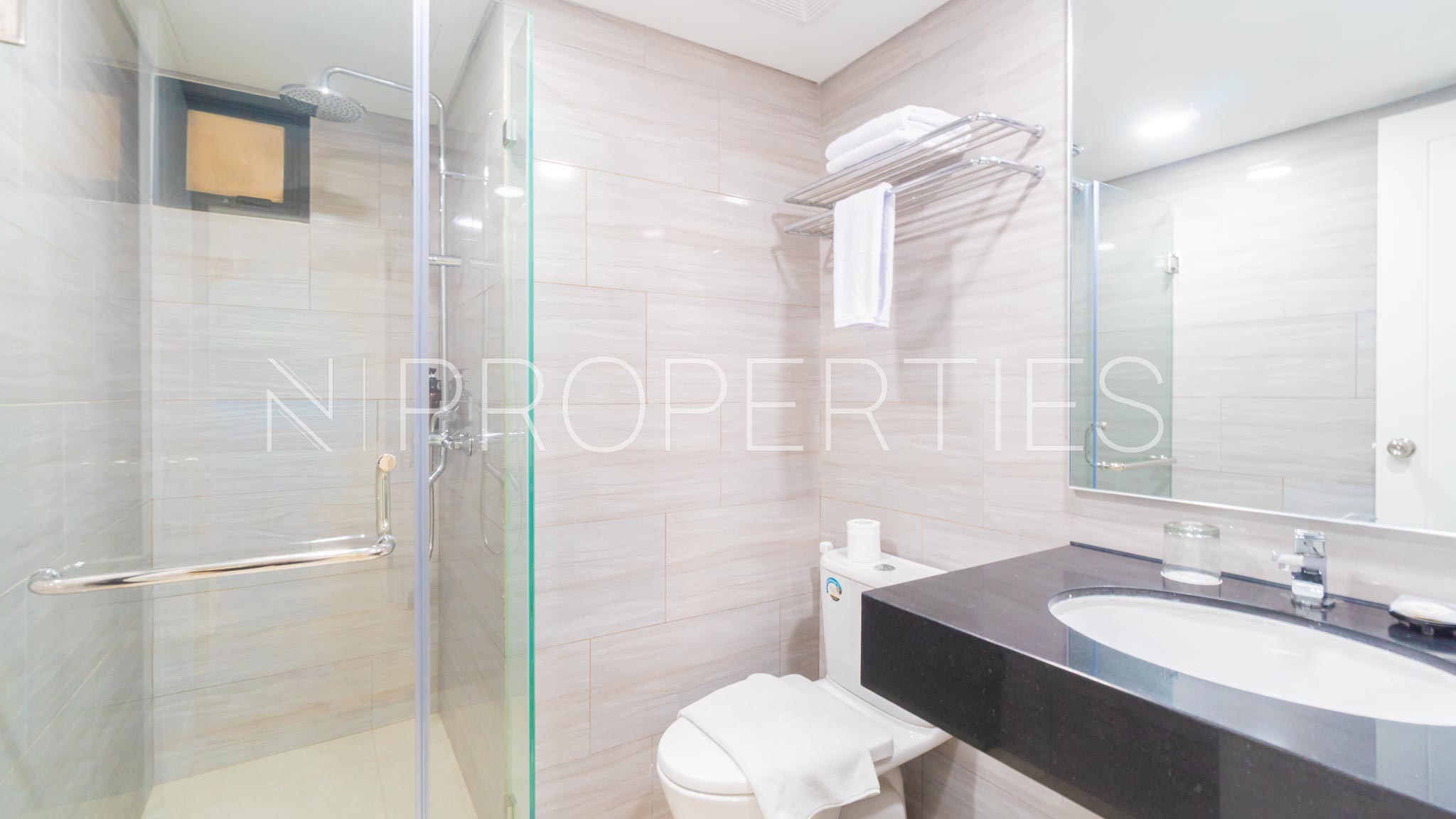 Spacious 3BR City Residence at Aryaduta