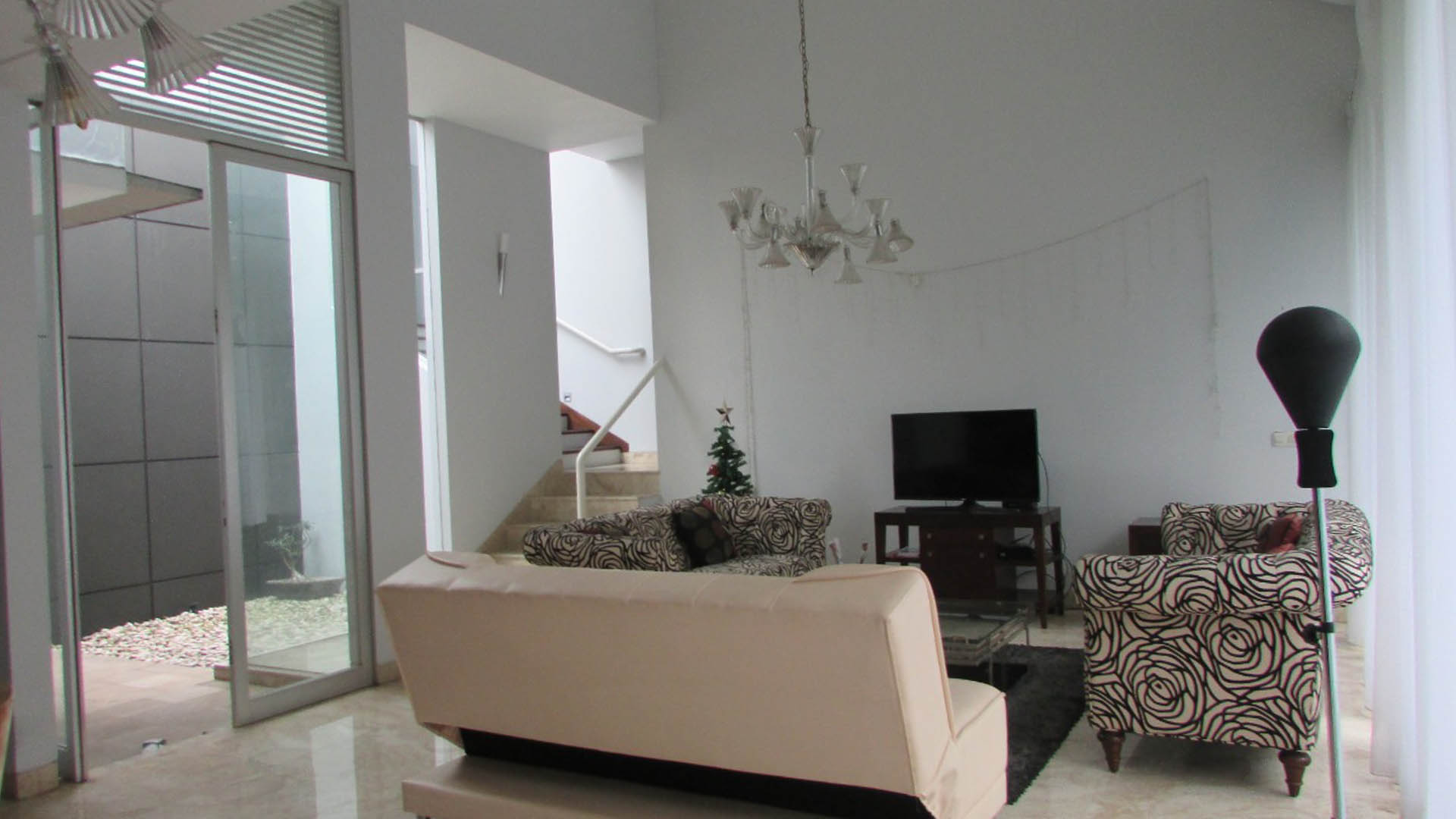 Cipete – Charming 3BR Family Home