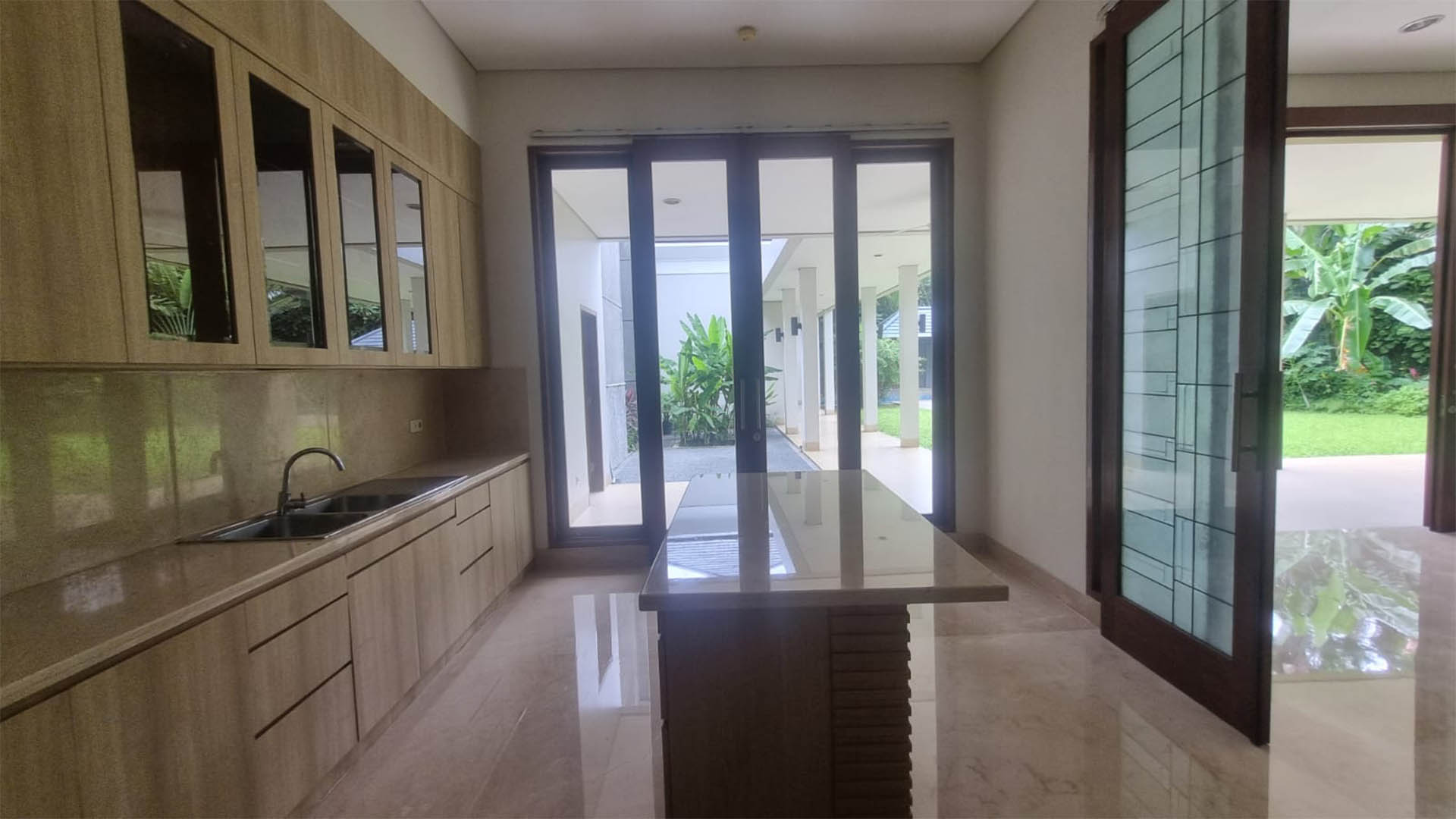 Grand 5BR Family Residence at Cipete