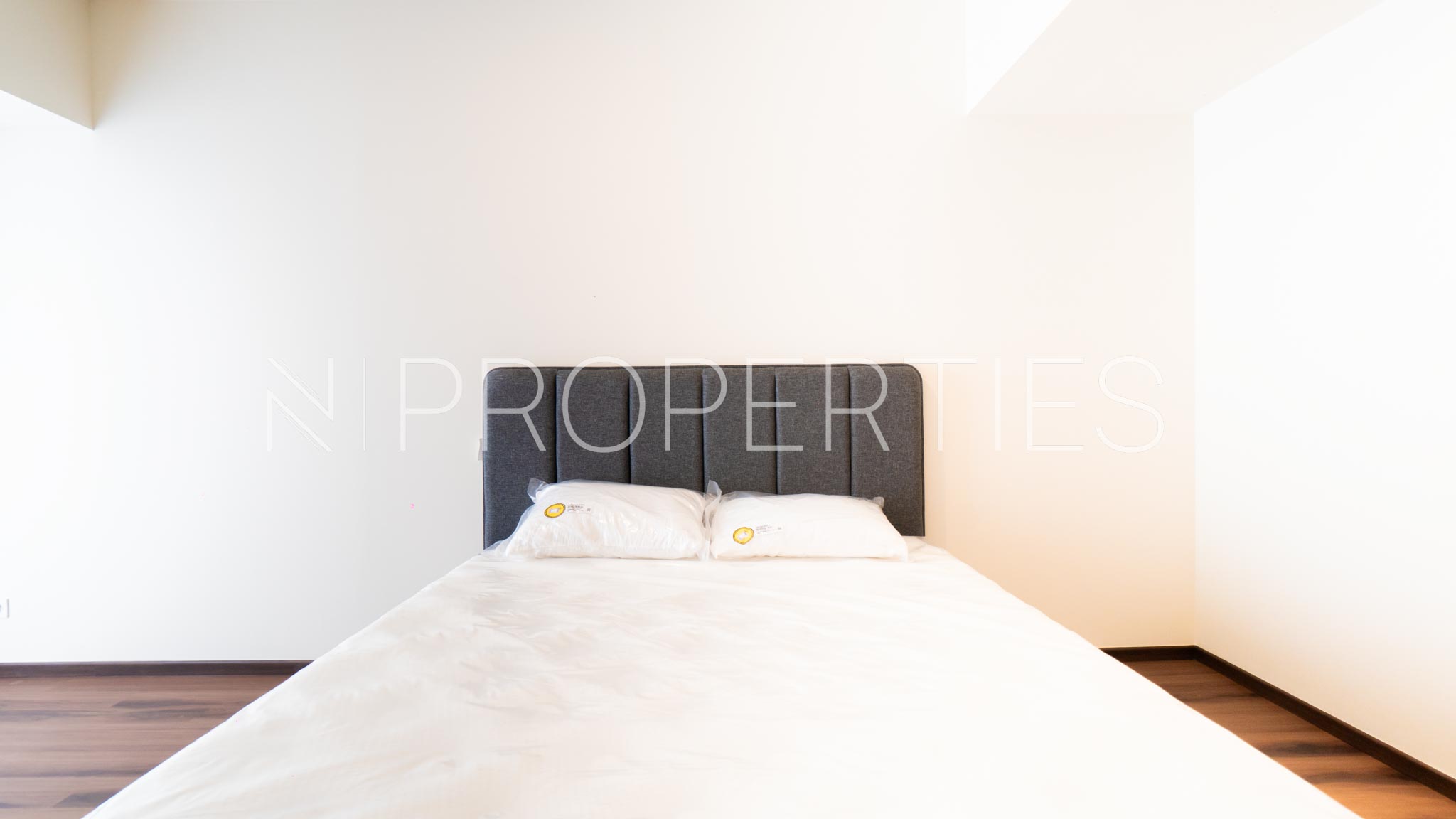 Refined 3BR Luxuy Residence at BRANZ