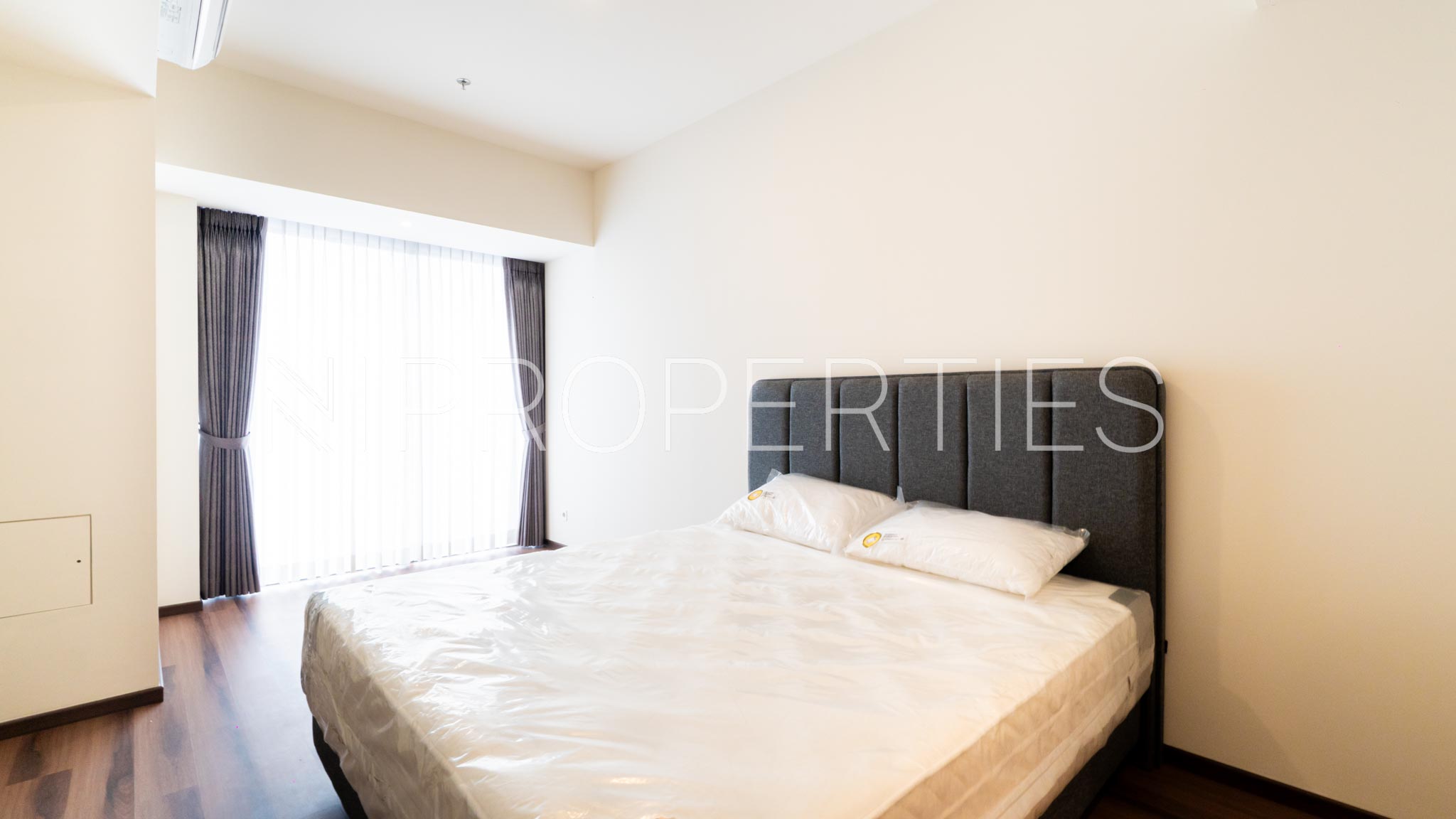 Refined 3BR Luxuy Residence at BRANZ
