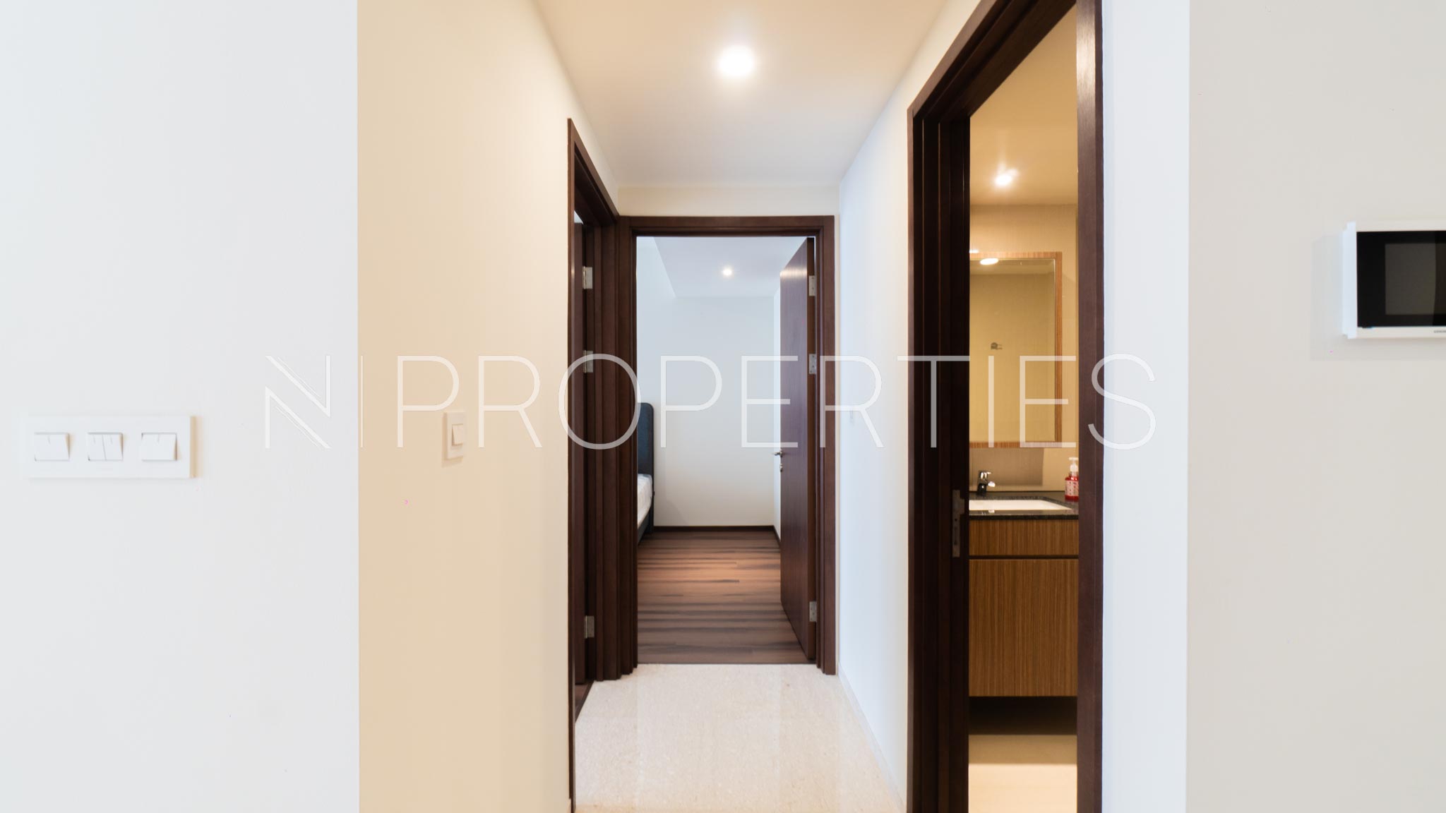 Refined 3BR Luxuy Residence at BRANZ
