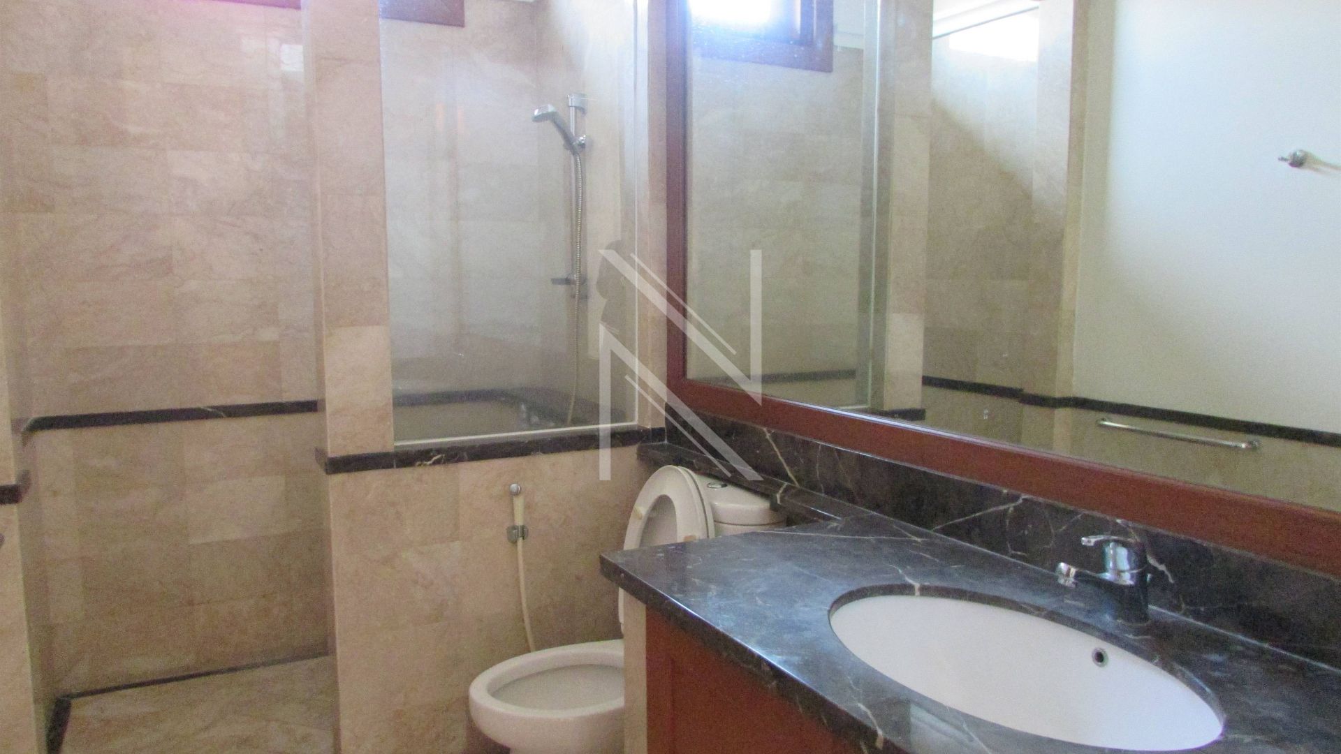 CILANDAK (Benda Dalam 69 – Jimmers) – NO CLD176 – BATH-ROOM 1 Generous 5BR Home for Family Residence