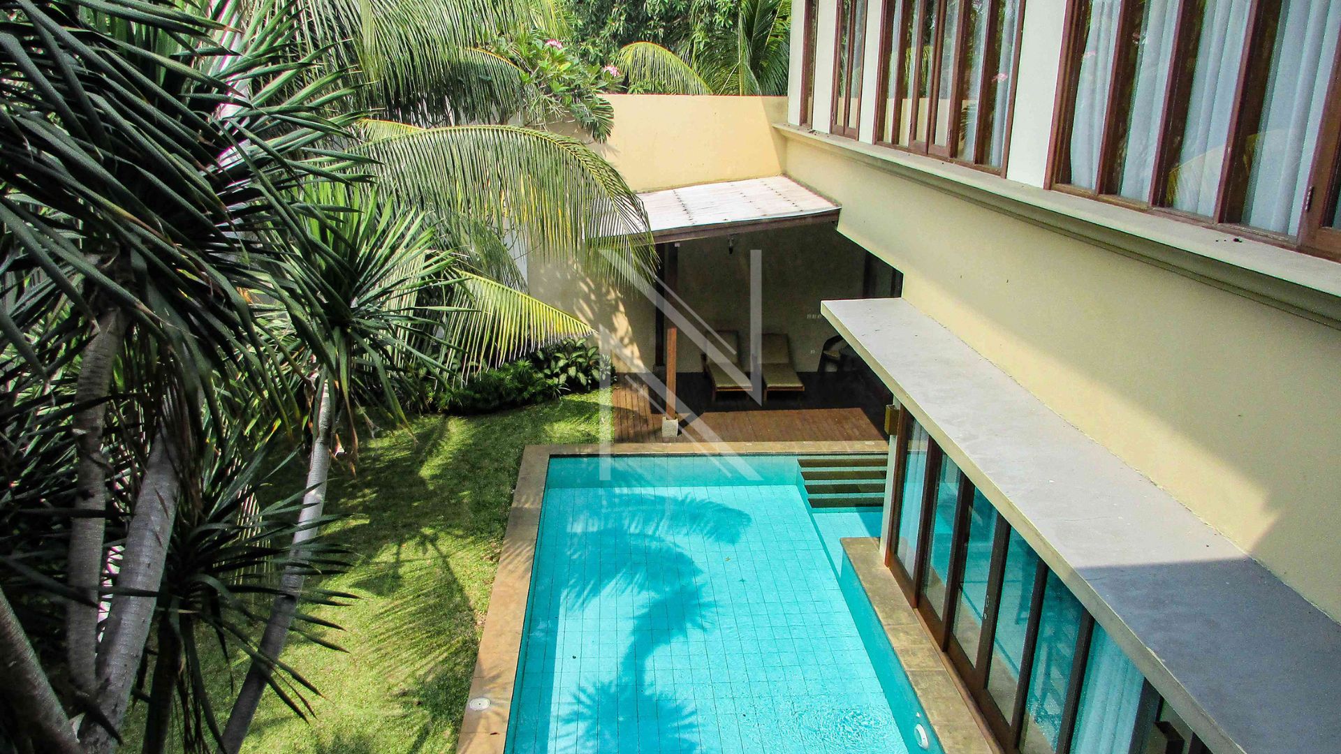 CILANDAK (Benda Dalam 69 – Jimmers) – NO CLD228 – SWIMMING-POOL (3) Well-Planned Cilandak 4BR Home for Living