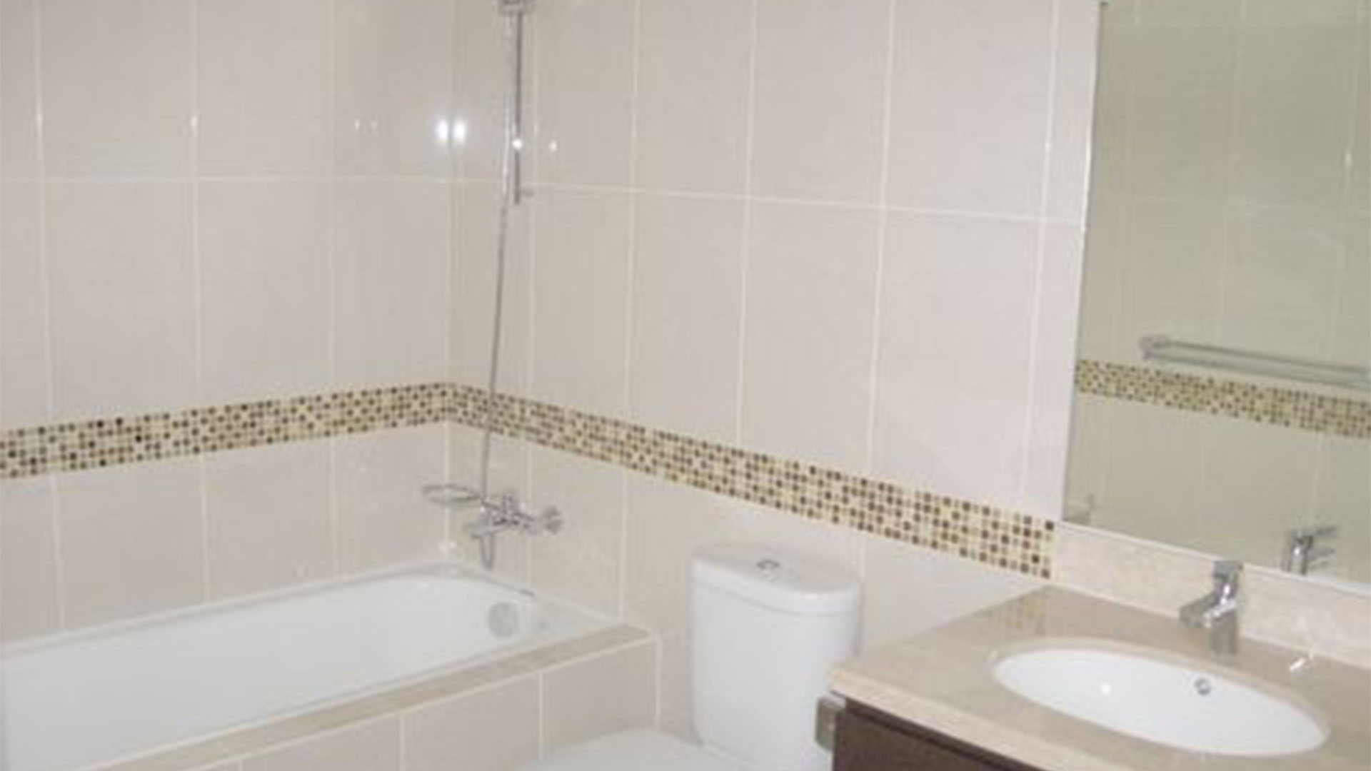 Cilandak House – Spacious 5BR Family Residence