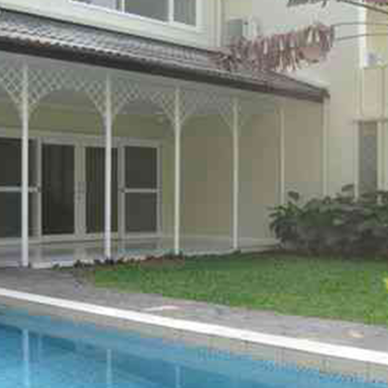 CIPETE-4BR-SWIMMING POOL & BACKYARD