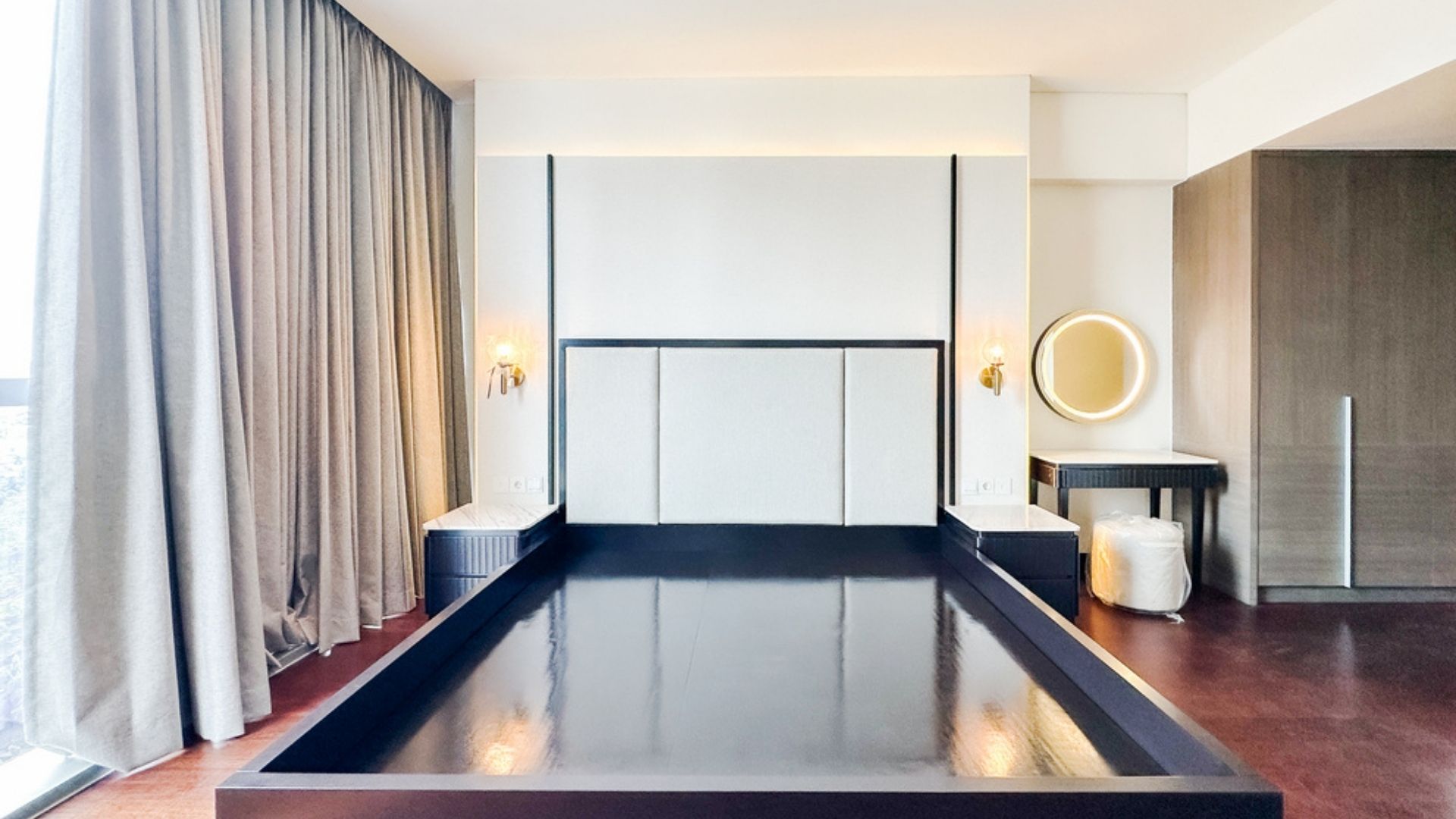 Casa Domaine-2BR-Master Bedroom Modern 2BR Residence for Expat Living in Jakarta CBD at Casa Domaine