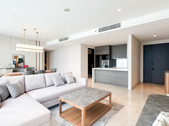 Smart 2BR City Apartment Designed for Executive Living at Casa Domaine