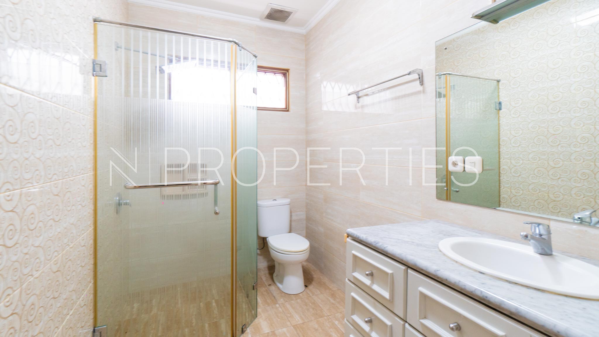GAHARU IV-6BR-BATHROOM 2 Expansive 6BR Family Estate at Cilandak
