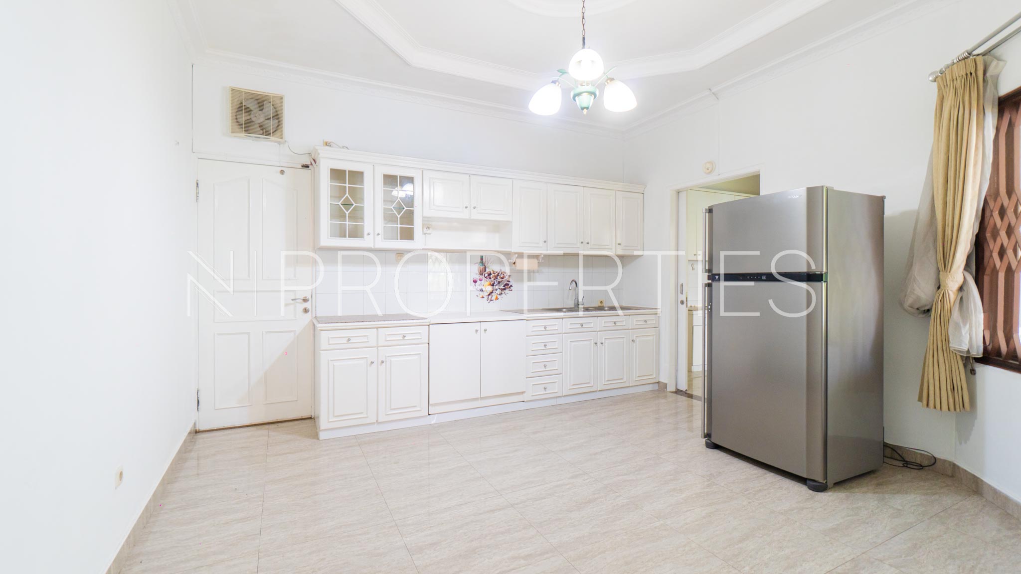 GAHARU IV-6BR-KITCHEN AREA 1 Expansive 6BR Family Estate at Cilandak
