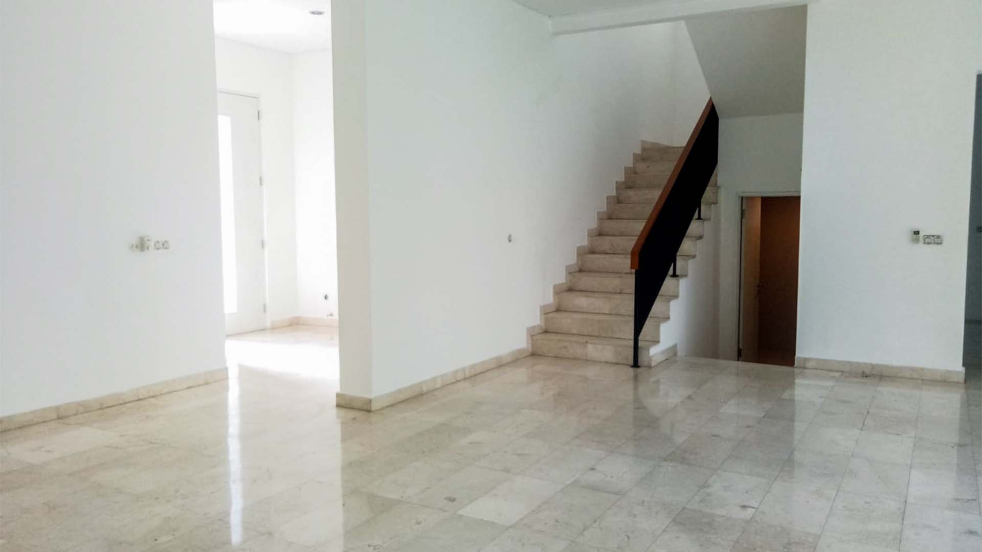 KAV F-4BR-LIVING AREA Cilandak – Functional Premium 4BR House