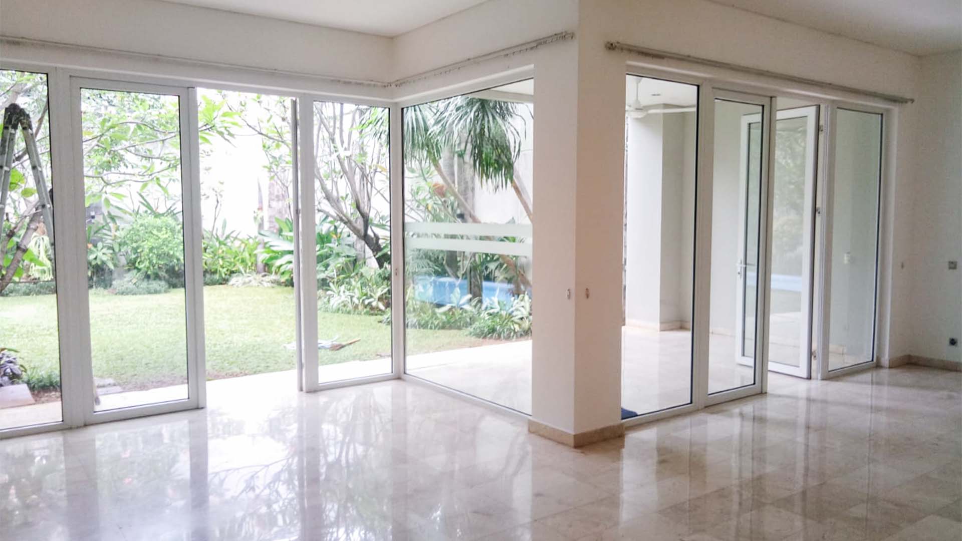 KAV F-4BR-LIVING & DINING AREA Cilandak – Functional Premium 4BR House