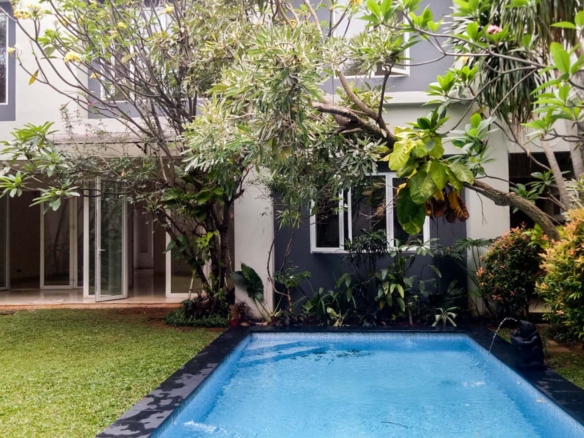 Cilandak – Functional Premium 4BR House