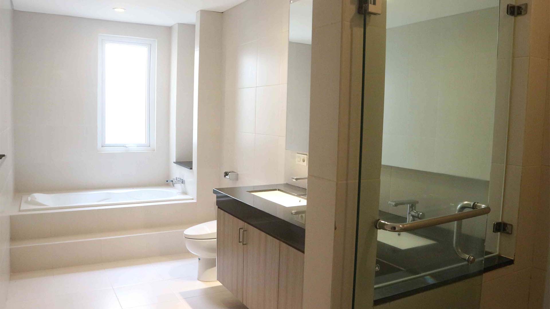 Cilandak – Stylish and Luxury 4BR House
