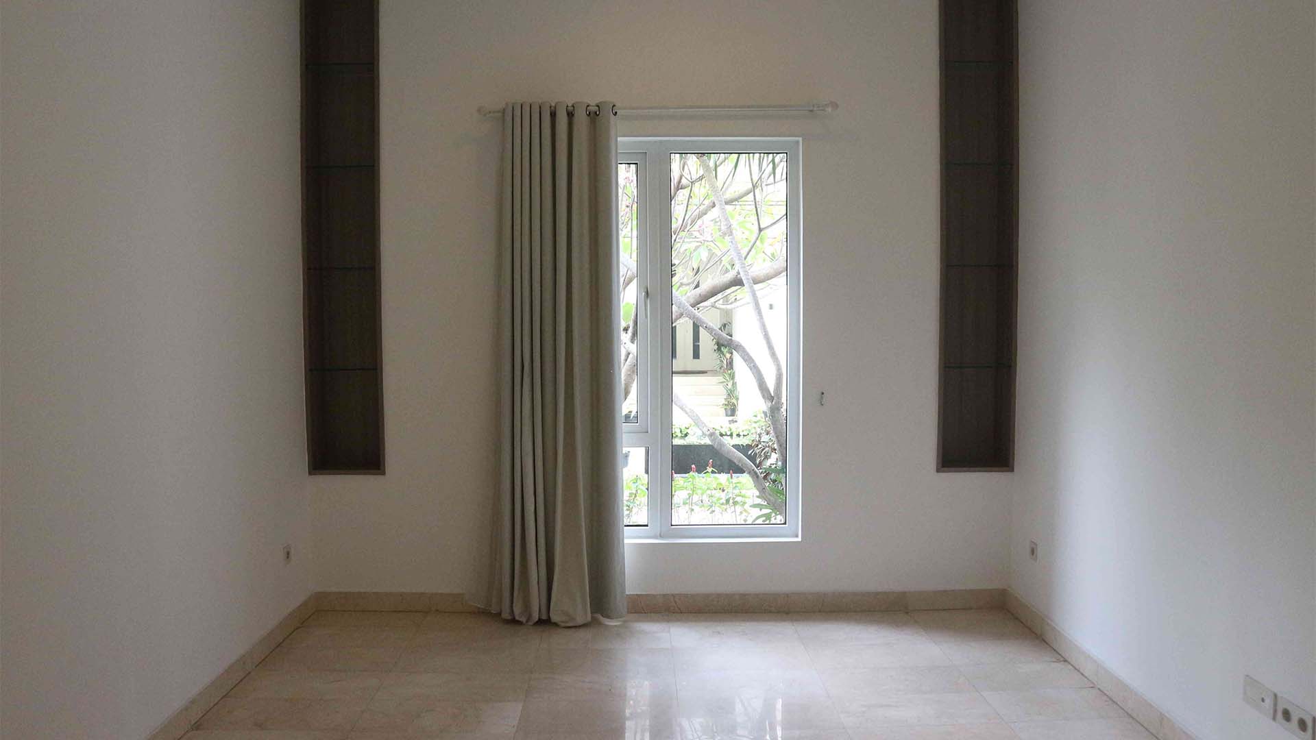 Cilandak – Stylish and Luxury 4BR House