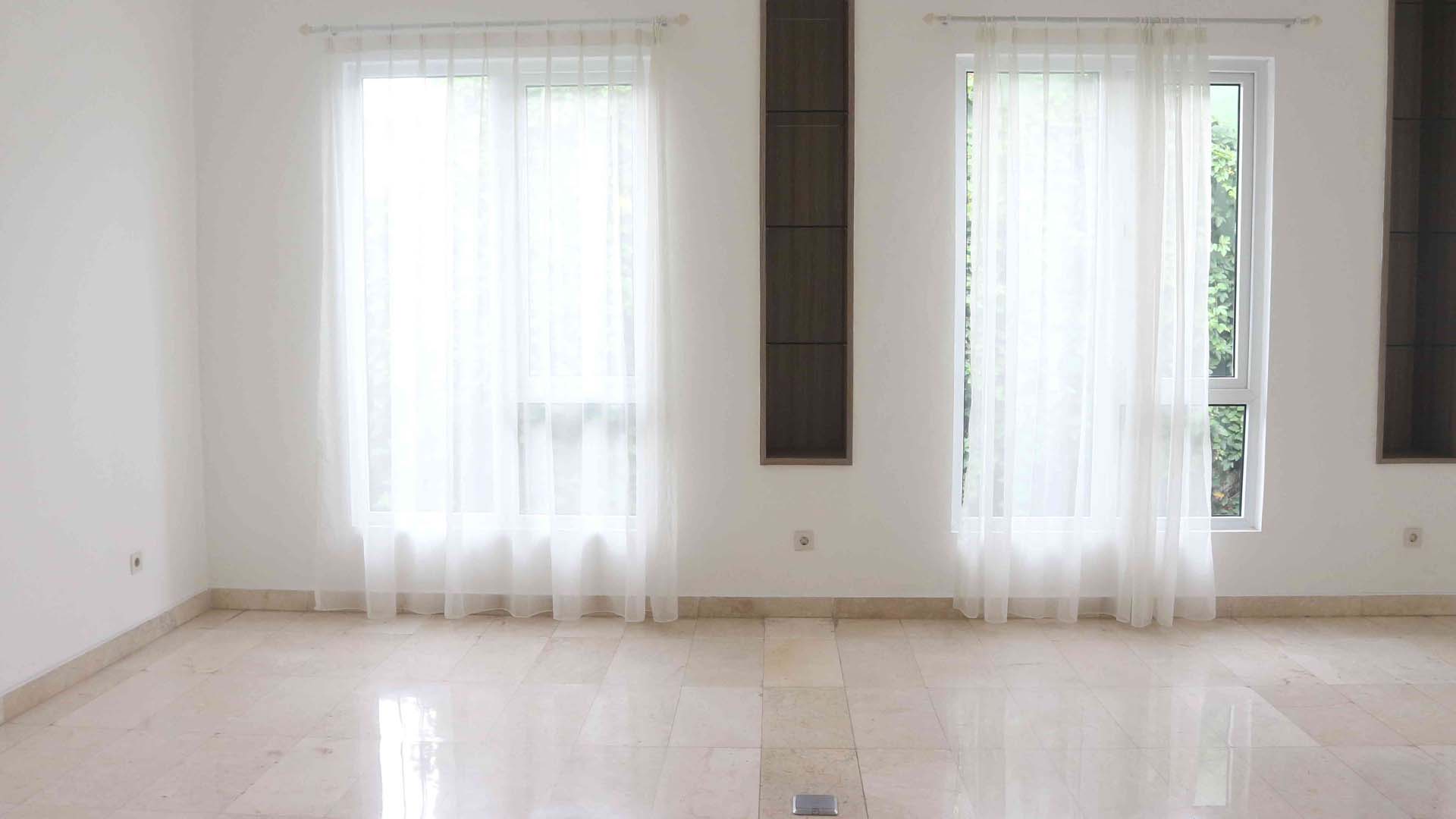 Cilandak – Stylish and Luxury 4BR House