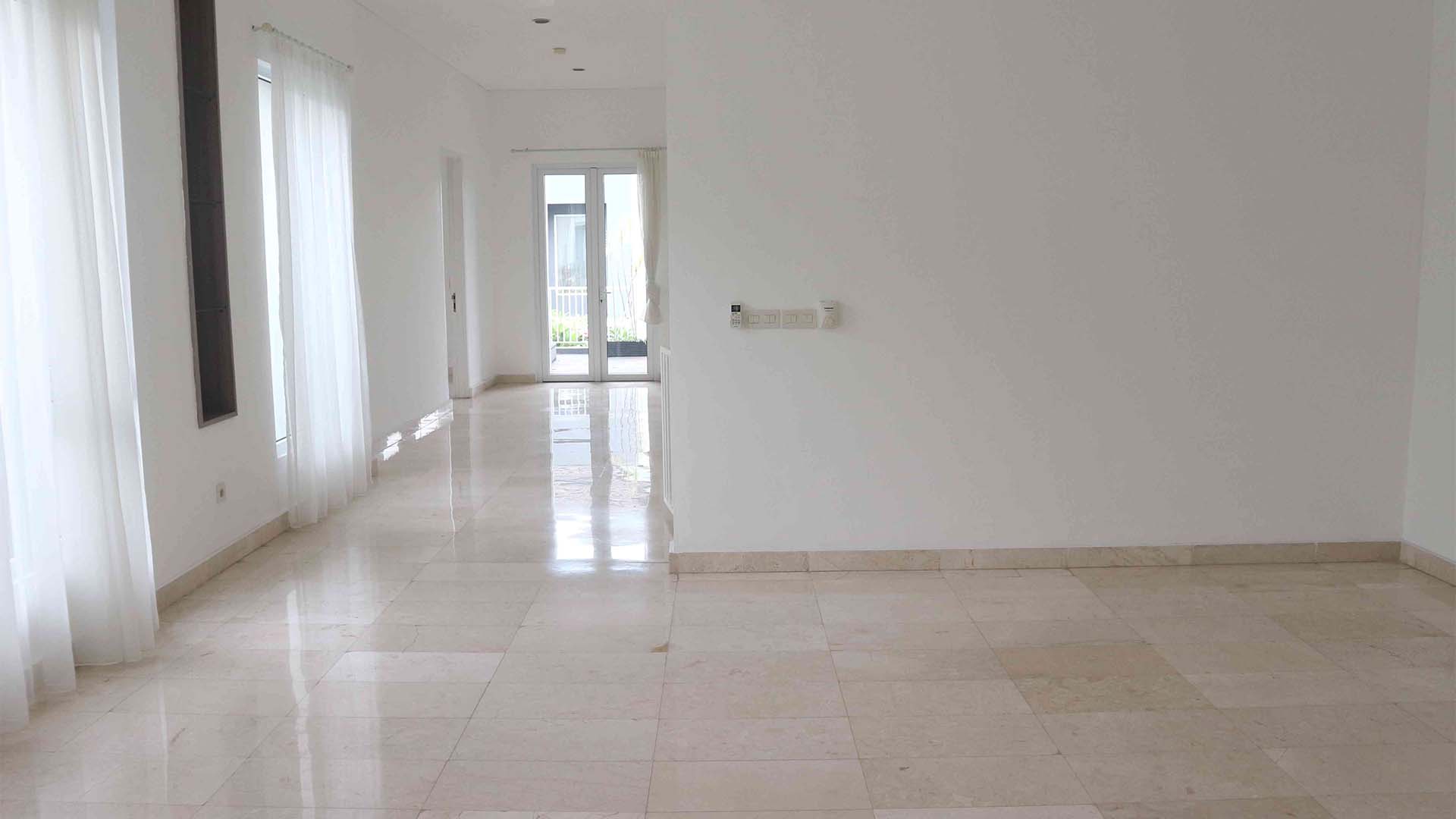 Cilandak – Stylish and Luxury 4BR House