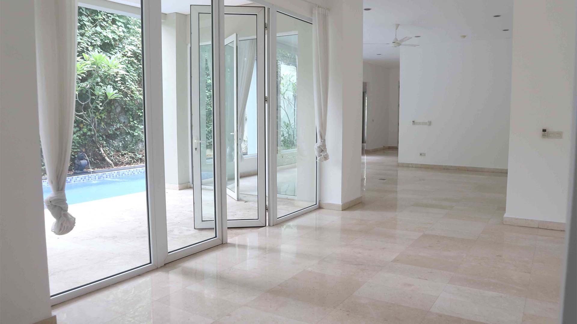 Cilandak – Stylish and Luxury 4BR House