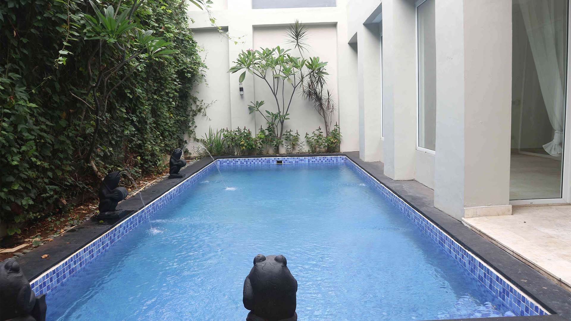 Cilandak – Stylish and Luxury 4BR House
