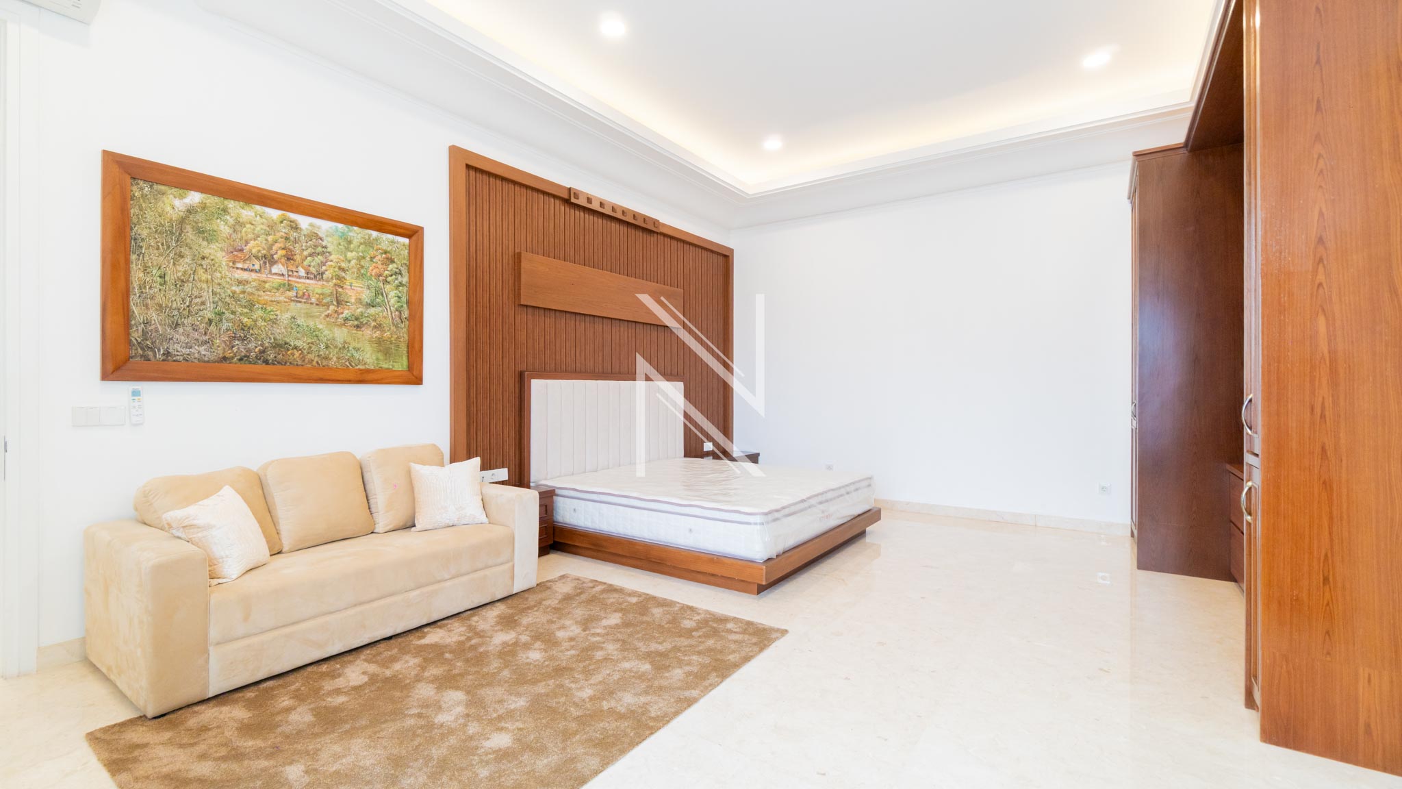 Expansive 6BR Home for Family Living