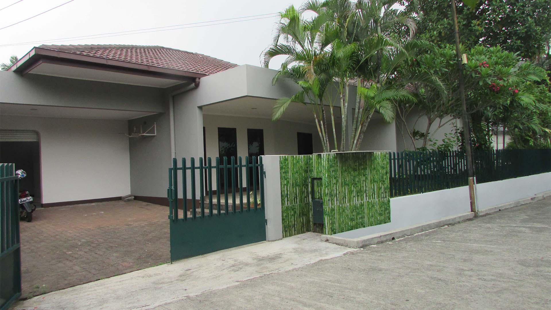 Elegant Modern 4BR Home at Kemang
