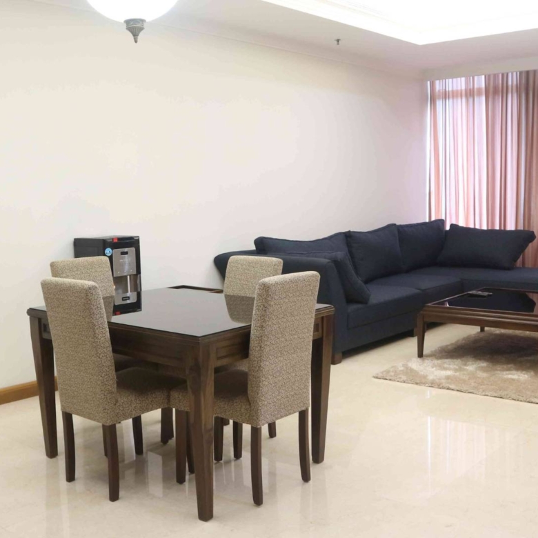 KEMPINSKI PRIVATE RESIDENCE-2BR-LIVING & DINING AREA