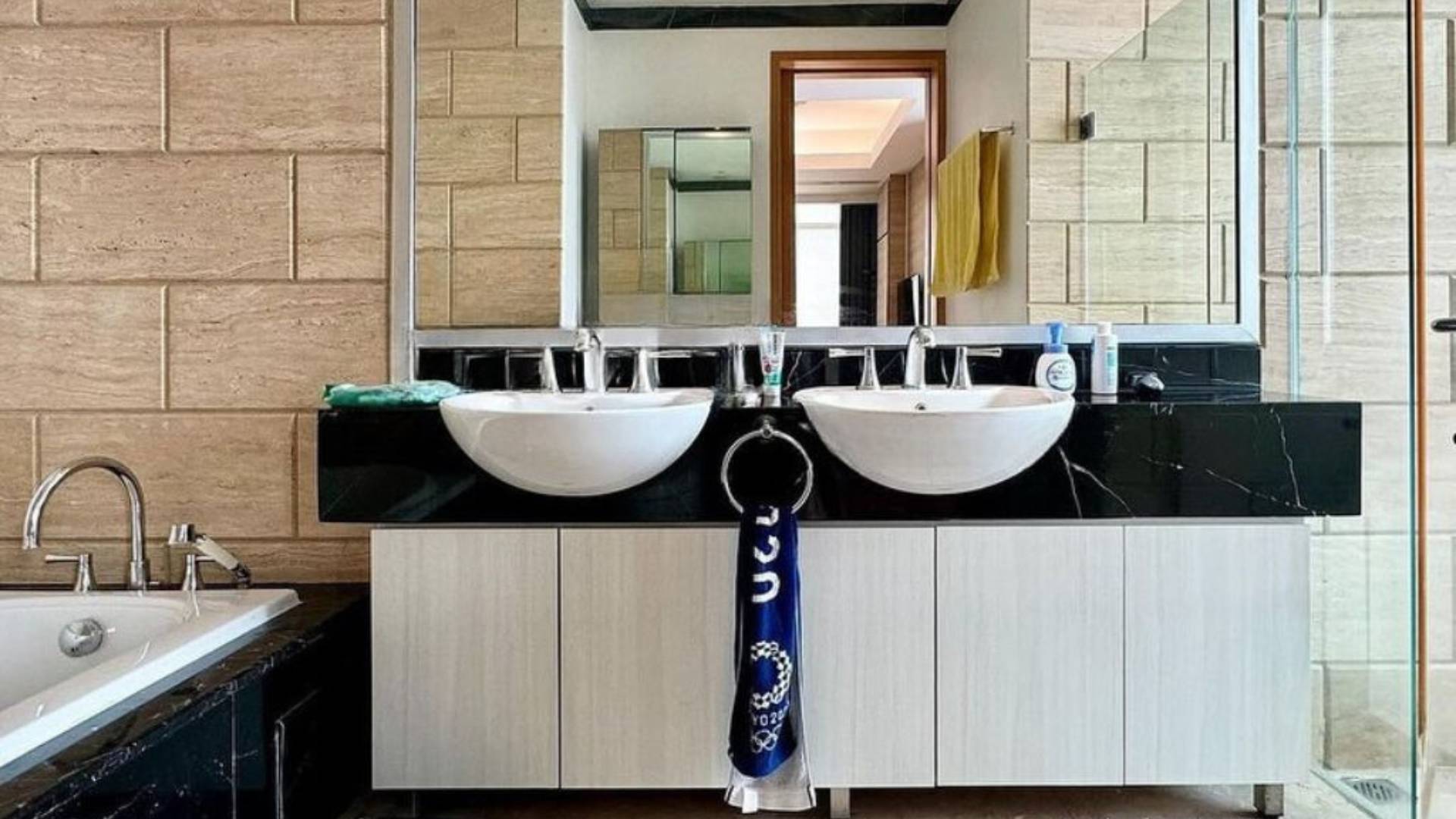 KEMPINSKI PRIVATE RESIDENCE-2BR-MASTER BATHROOM Kempinski Private Residence – Well-Designed 2BR