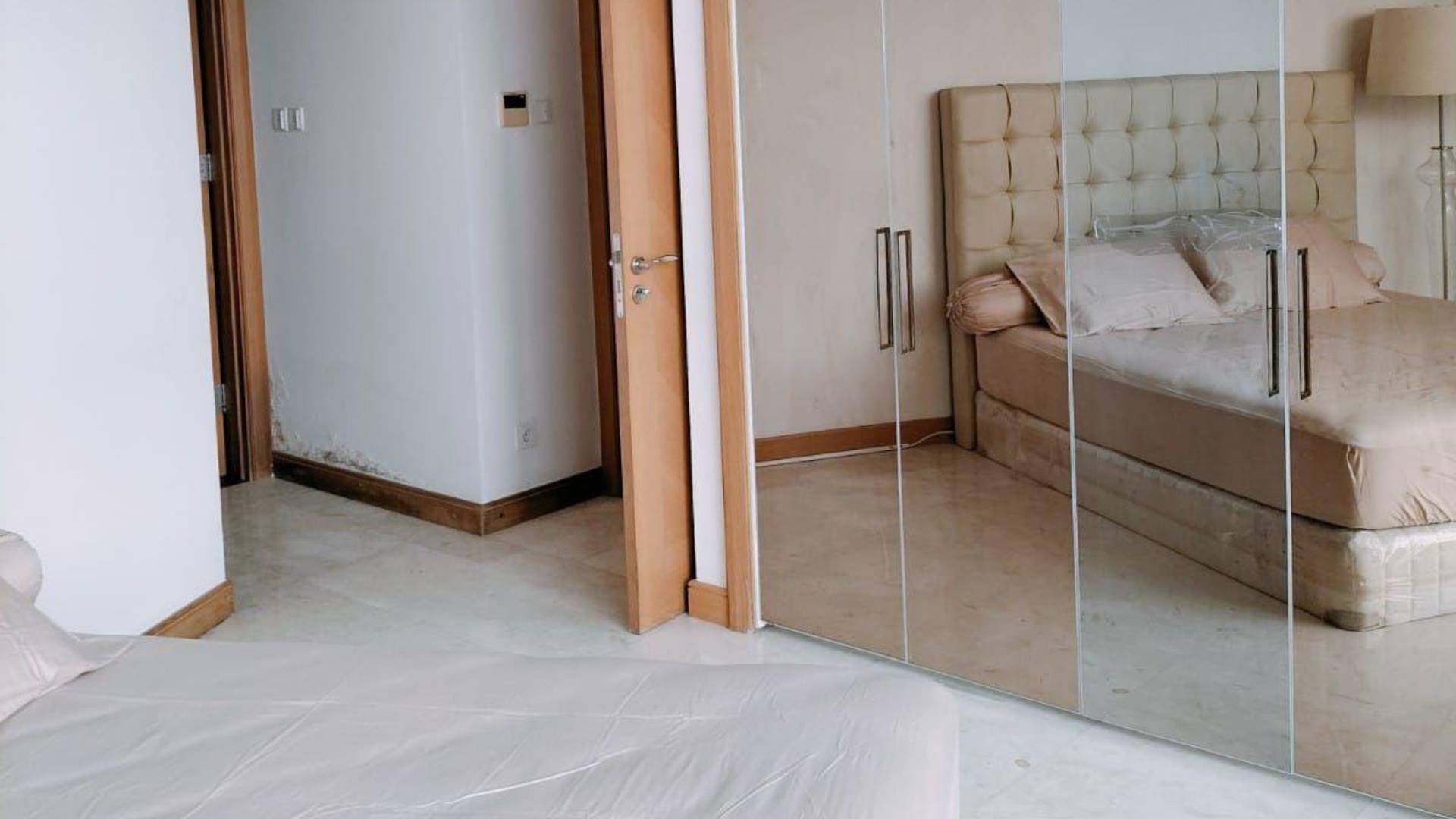 KEMPINSKI PRIVATE RESIDENCE-2BR-MASTER BEDROOM (2) Prestigious Modern 2BR – Kempinski Private Residence
