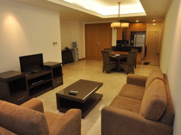 KEMPINSKI PRIVATE RESIDENCE-LIVING & DINING AREA