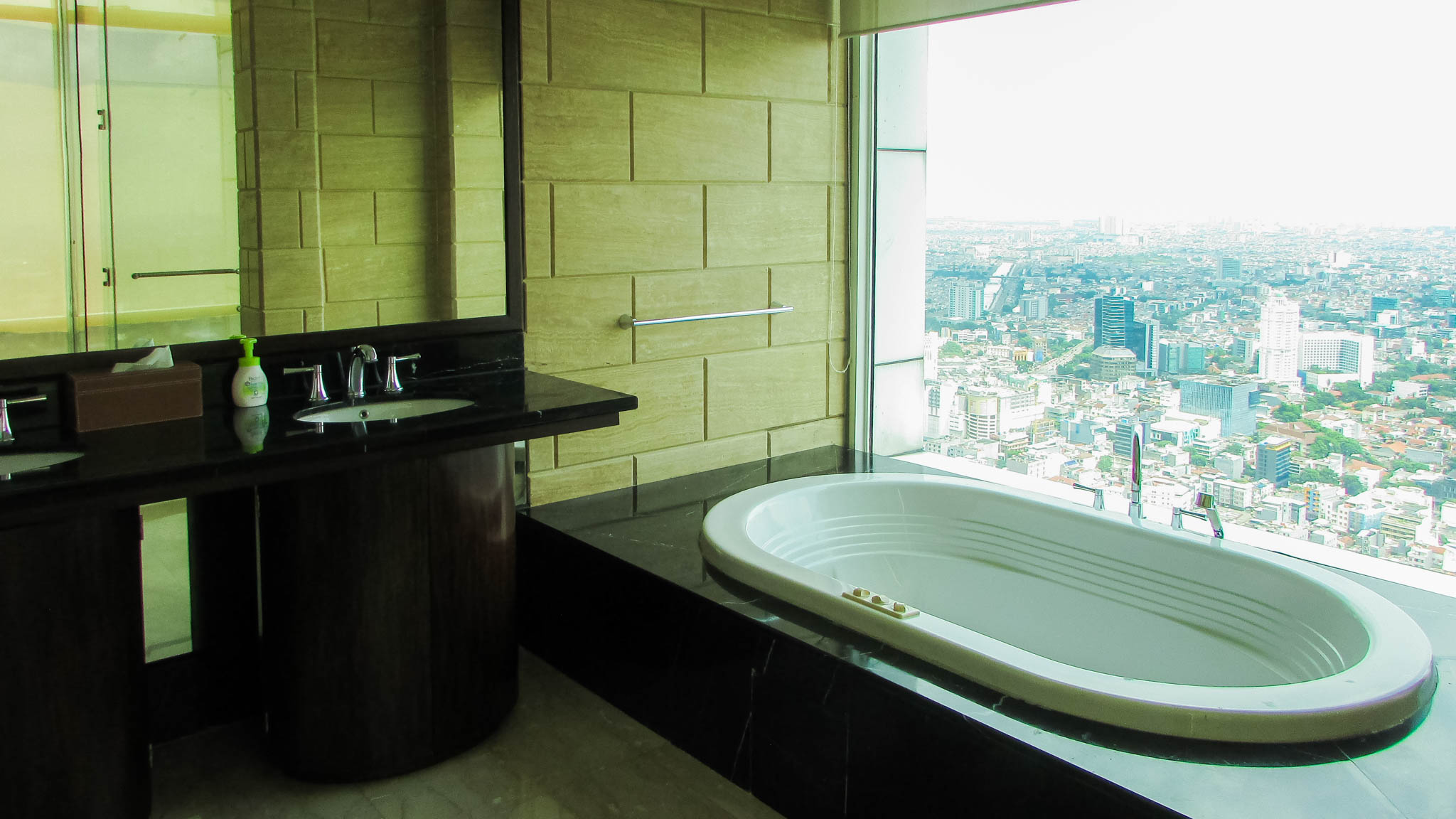 Ultra-Spacious Family Living in the Heart of Jakarta’s CBD – Kempinski Private Residence 4BR