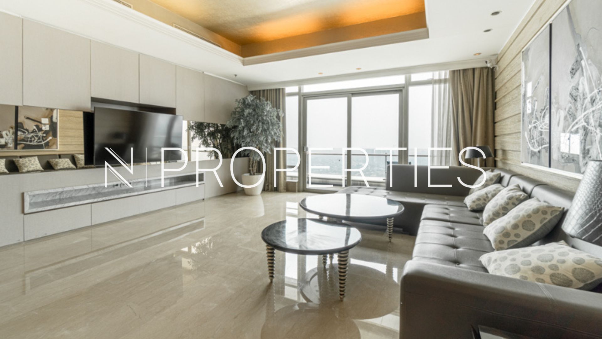 Kempinski 46F – Living Area with a View Prestigious Family Residence at Kempinski Private Residence 4BR with Exceptional Space at Bundaran HI