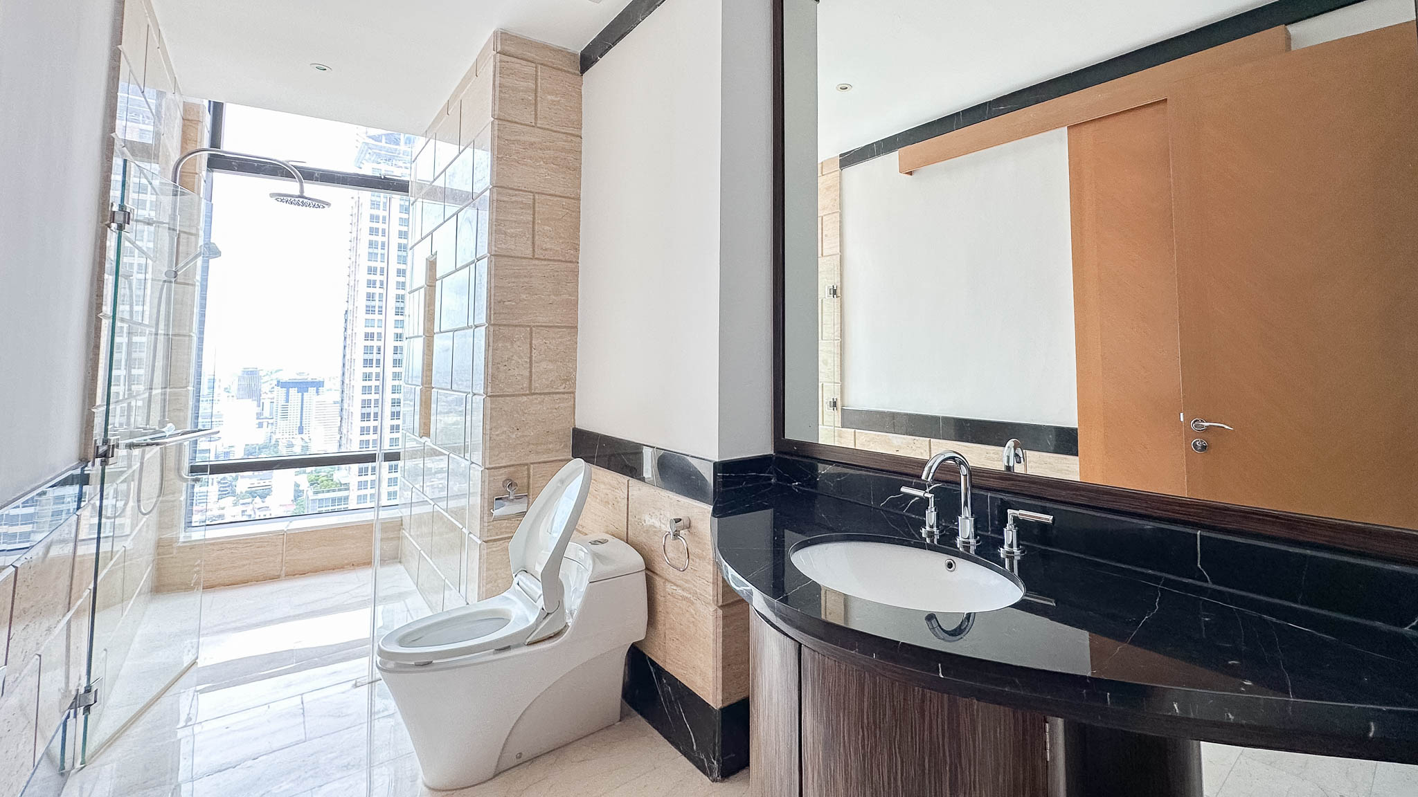 Kempinski Private Residence-2BR-Bathroom (1) A Rare Large-Scale Apartment for Refined City Living – Kempinski Private Residence 4BR
