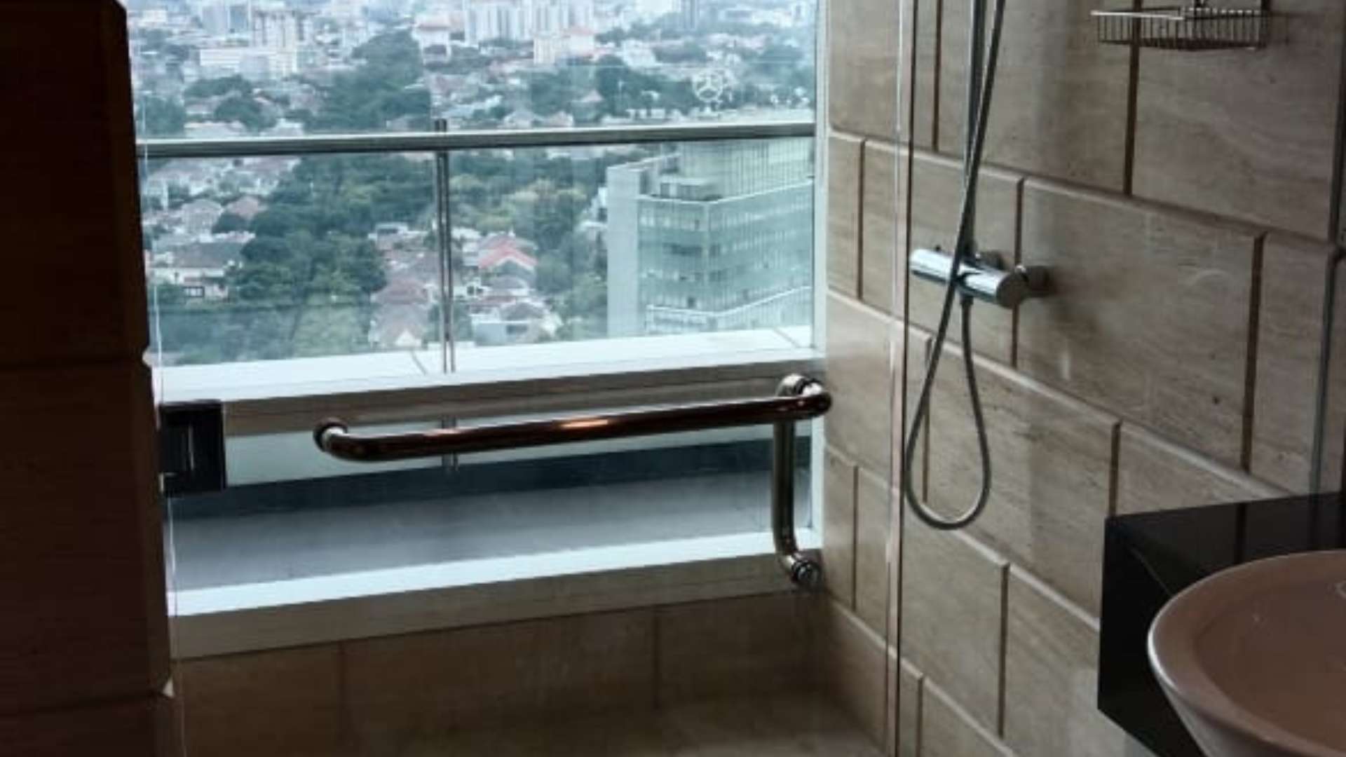 Kempinski Private Residence-2BR-Bathroom 2 Refined Urban Living with Direct Mall Grand Indonesia Connectivity – Kempinski Private Residence