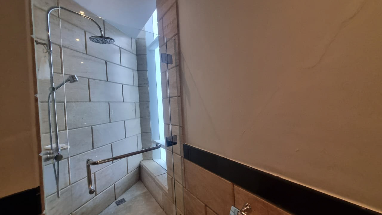 Kempinski Private Residence-2BR-Bathroom shower Kempinski Private Residence – Modern Elegant 2BR