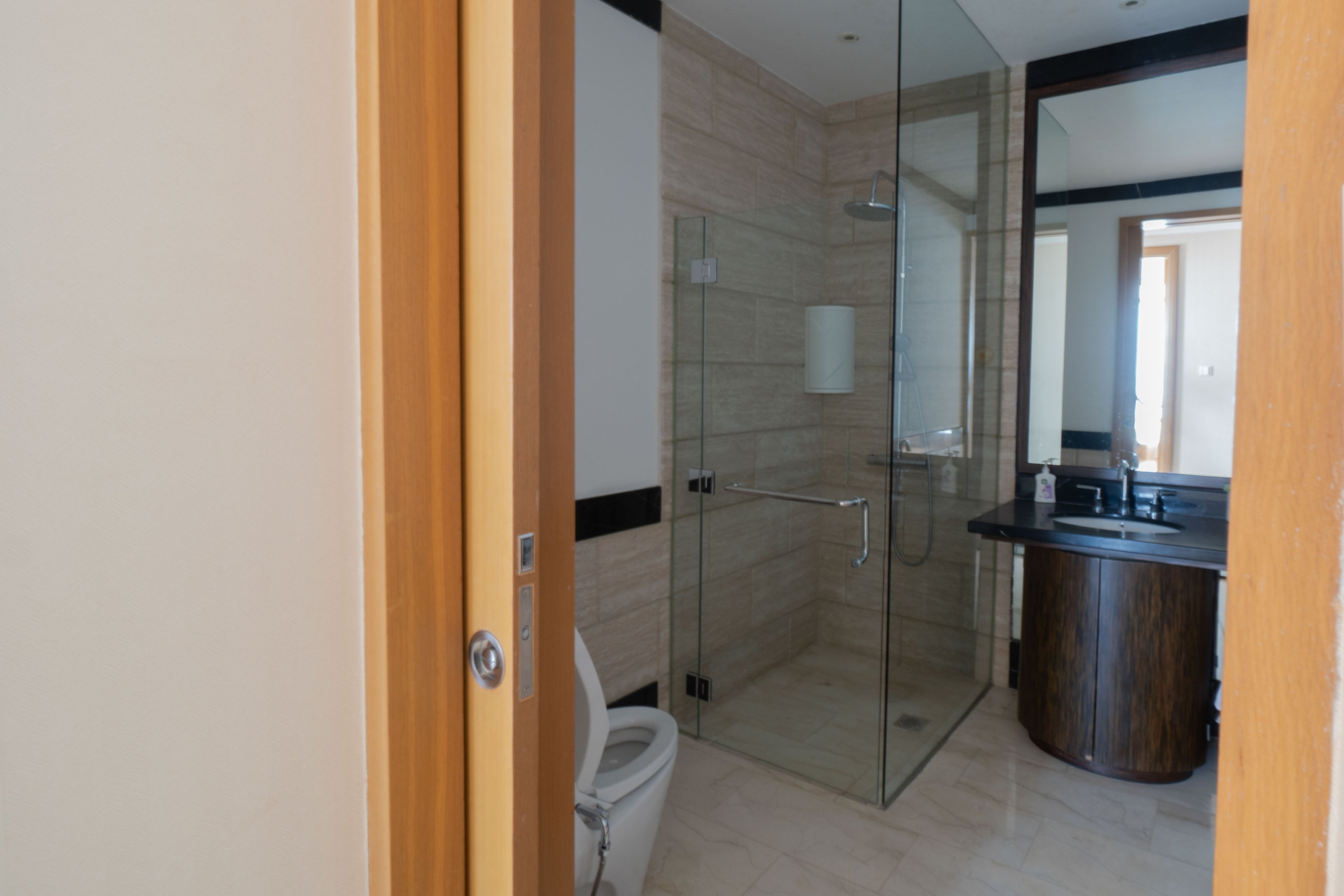 Kempinski Private Residence-2BR-Bathtub shower Kempinski Private Residence – Prime 2BR