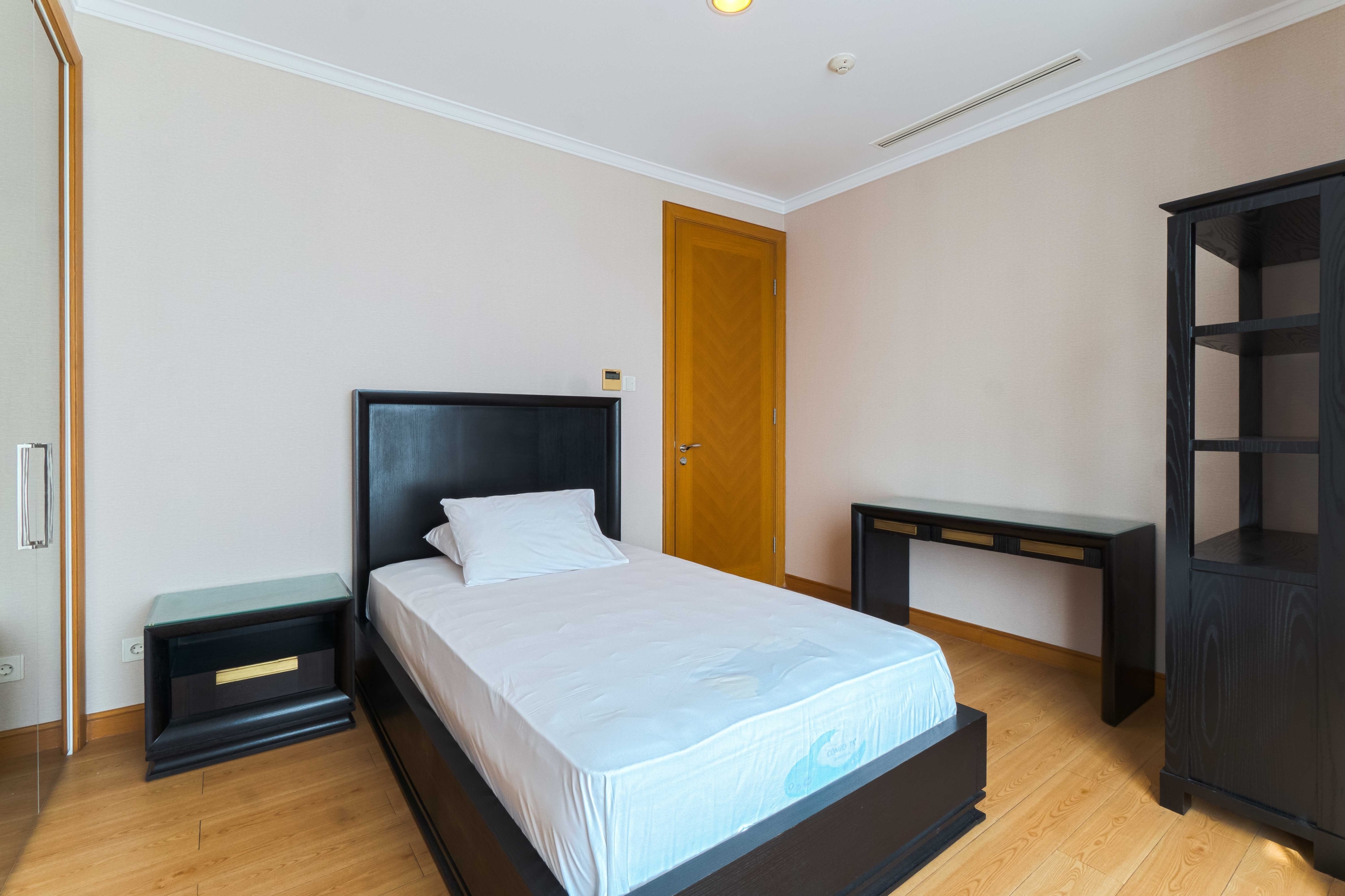 Strategic 2BR Apartment – Kempinski Private Residence