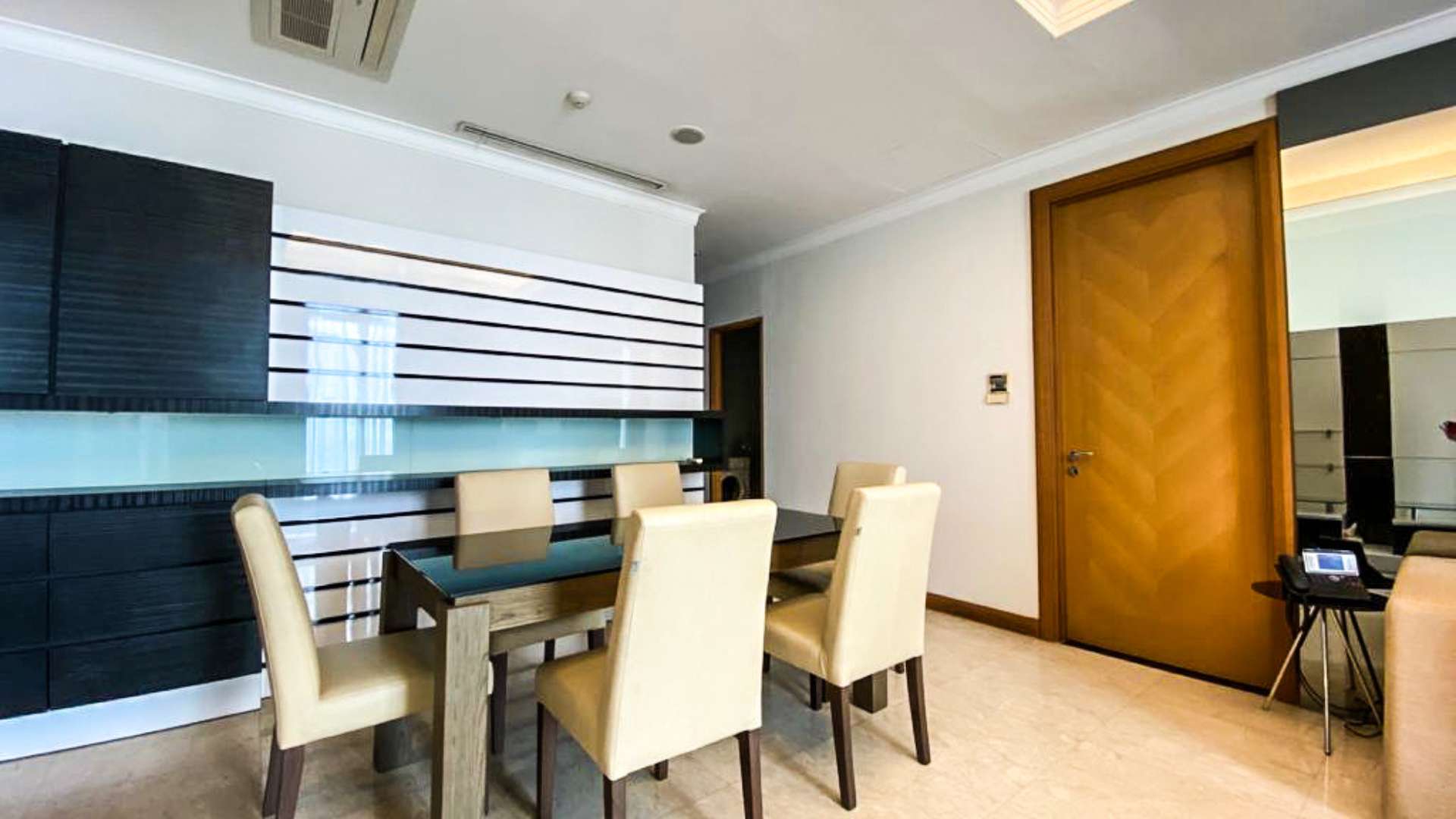 Kempinski Private Residence-2BR-Dining Area Kempinski Private Residence – Quiet Luxury Living in the Heart of Jakarta’s CBD