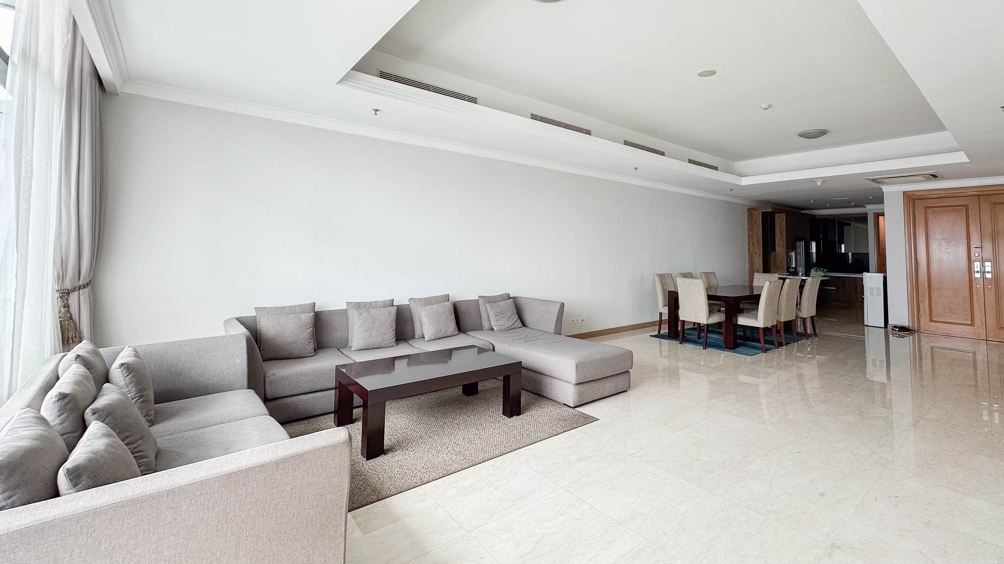 Kempinski Private Residence-2BR-Living and dining room (1) A Rare Large-Scale Apartment for Refined City Living – Kempinski Private Residence 4BR