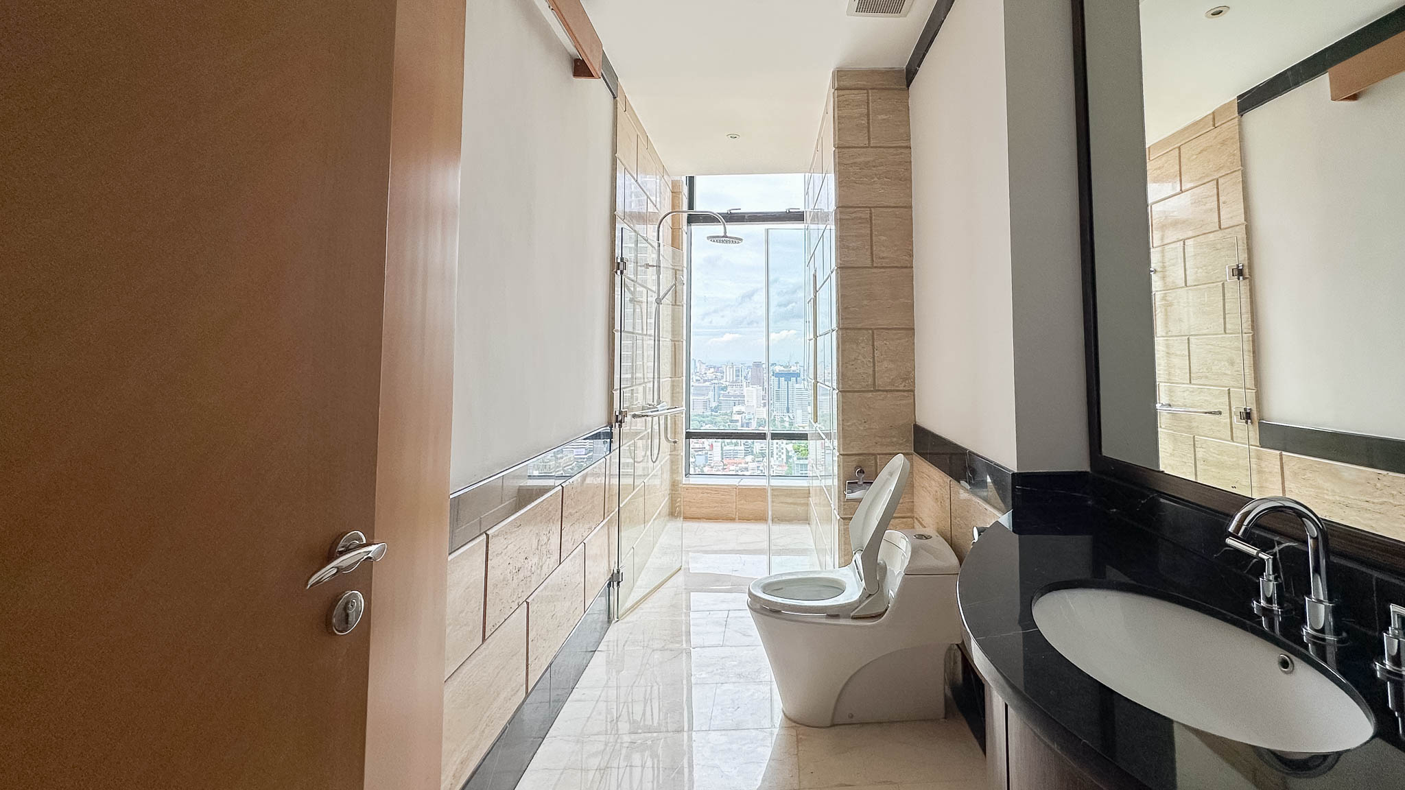Kempinski Private Residence-2BR-Toilet A Rare Large-Scale Apartment for Refined City Living – Kempinski Private Residence 4BR