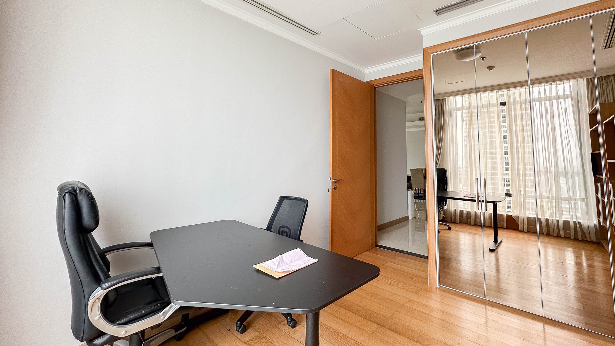 Kempinski Private Residence-2BR-Work area A Rare Large-Scale Apartment for Refined City Living – Kempinski Private Residence 4BR